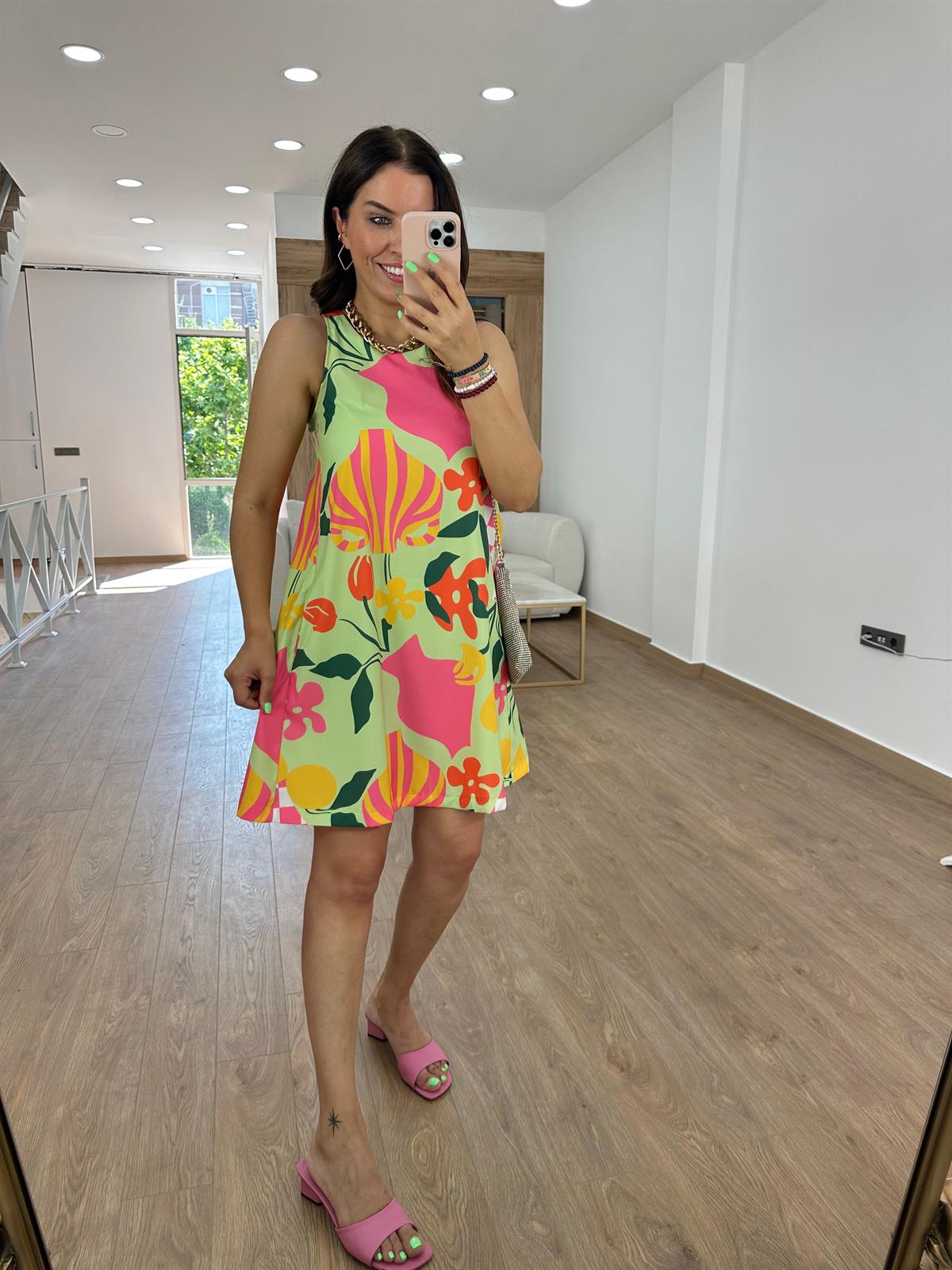 Sıfır kol Cepli Çiçekli Elbise-Yeşil