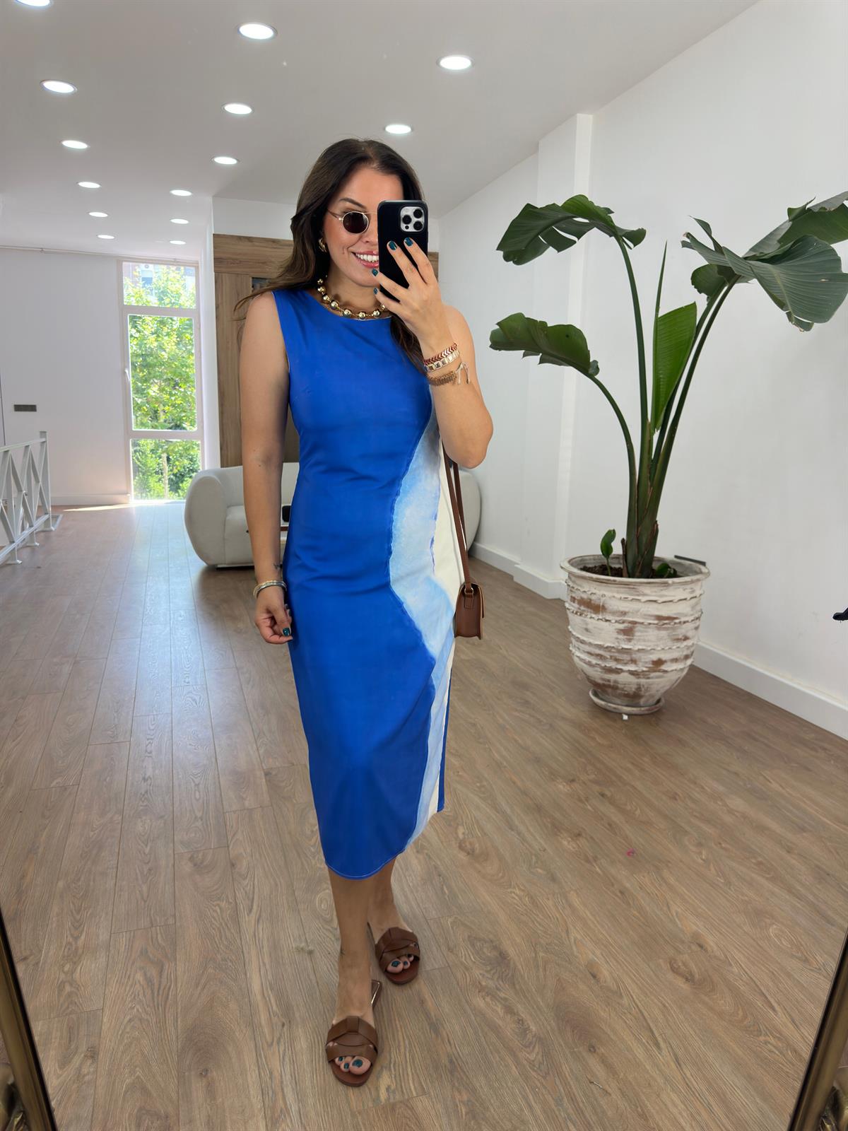 Sıfır Kol Renk Geçişli Astarlı Elbise