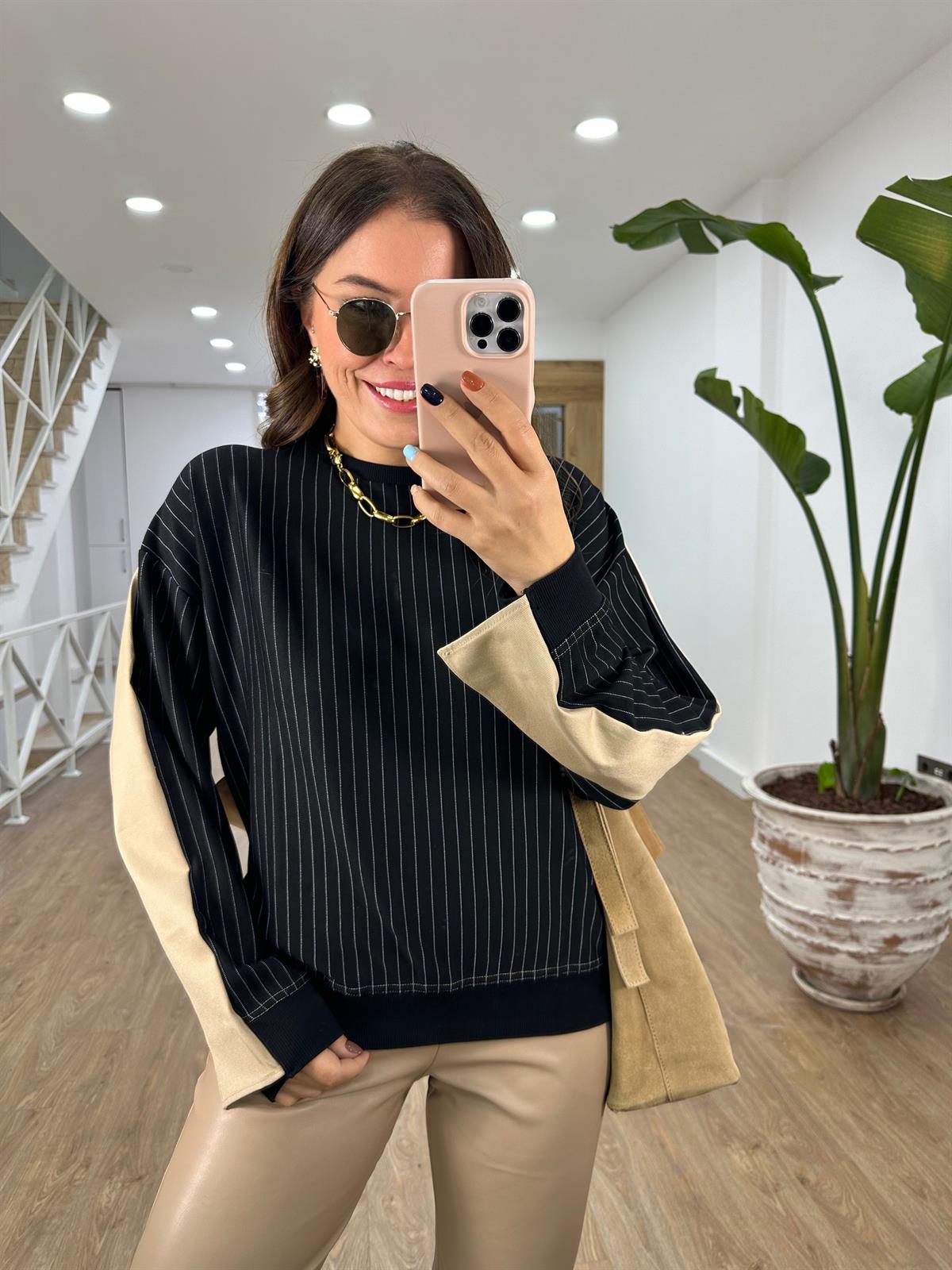 Sırtı Gabardin Garnili Sweatshirt