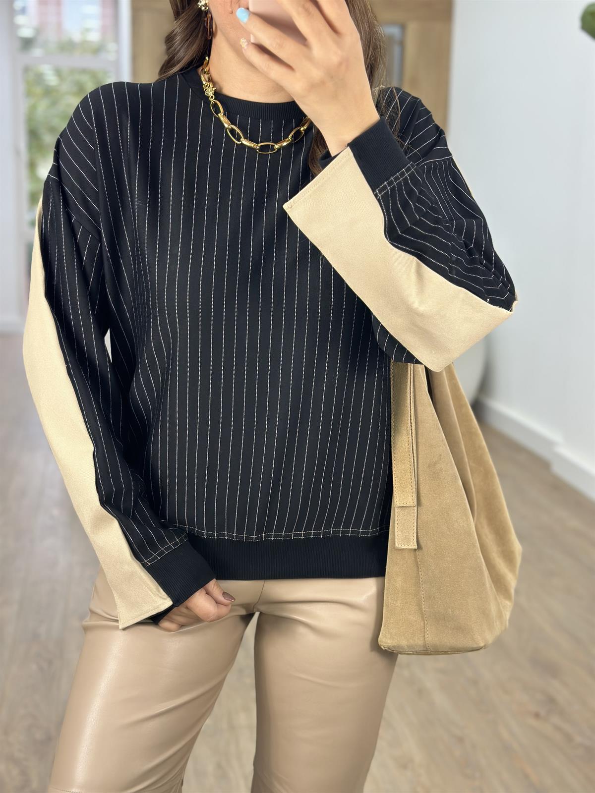 Sırtı Gabardin Garnili Sweatshirt