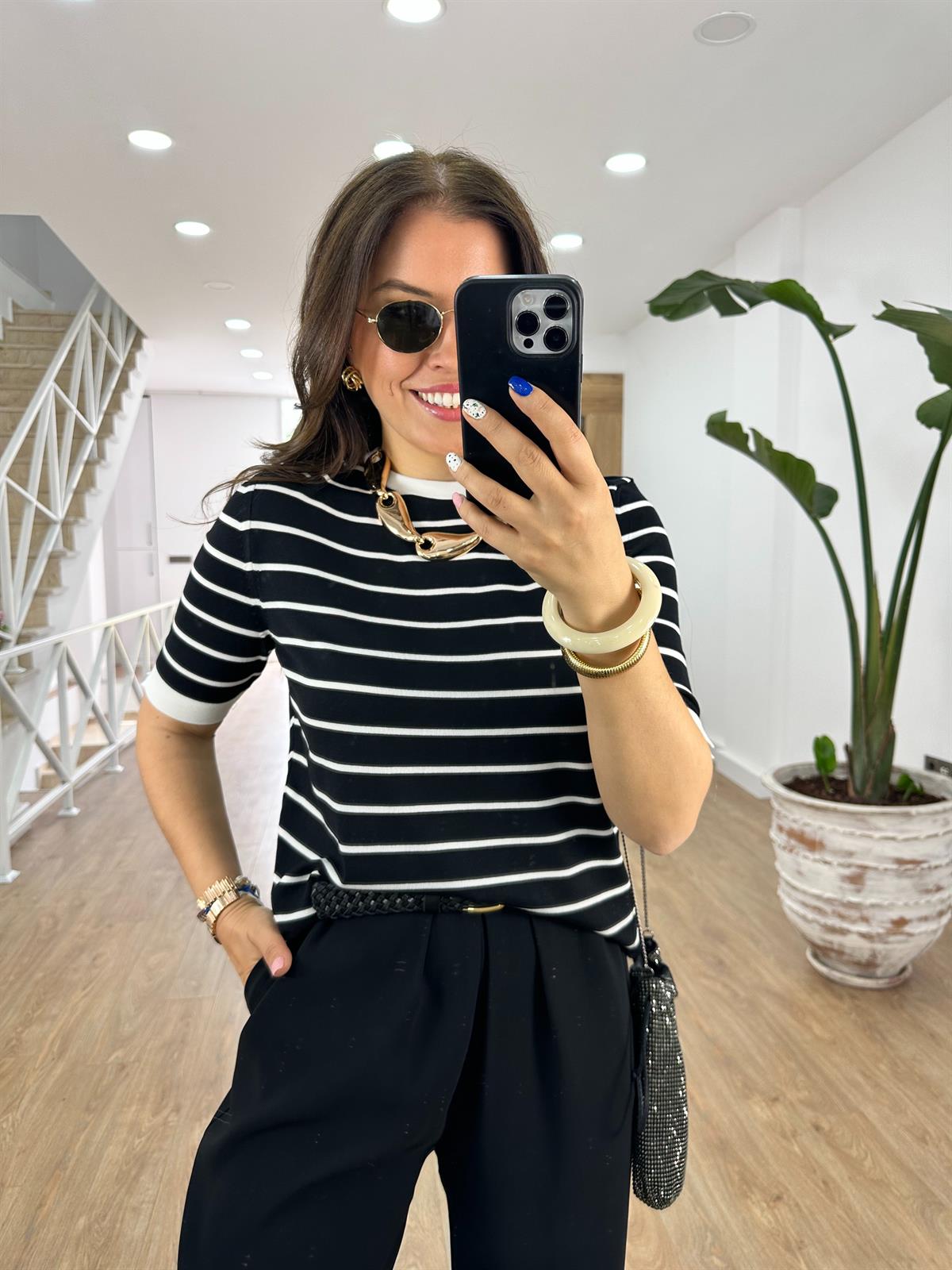 Siyah Üzeri Beyaz Çizgili Merserize Triko