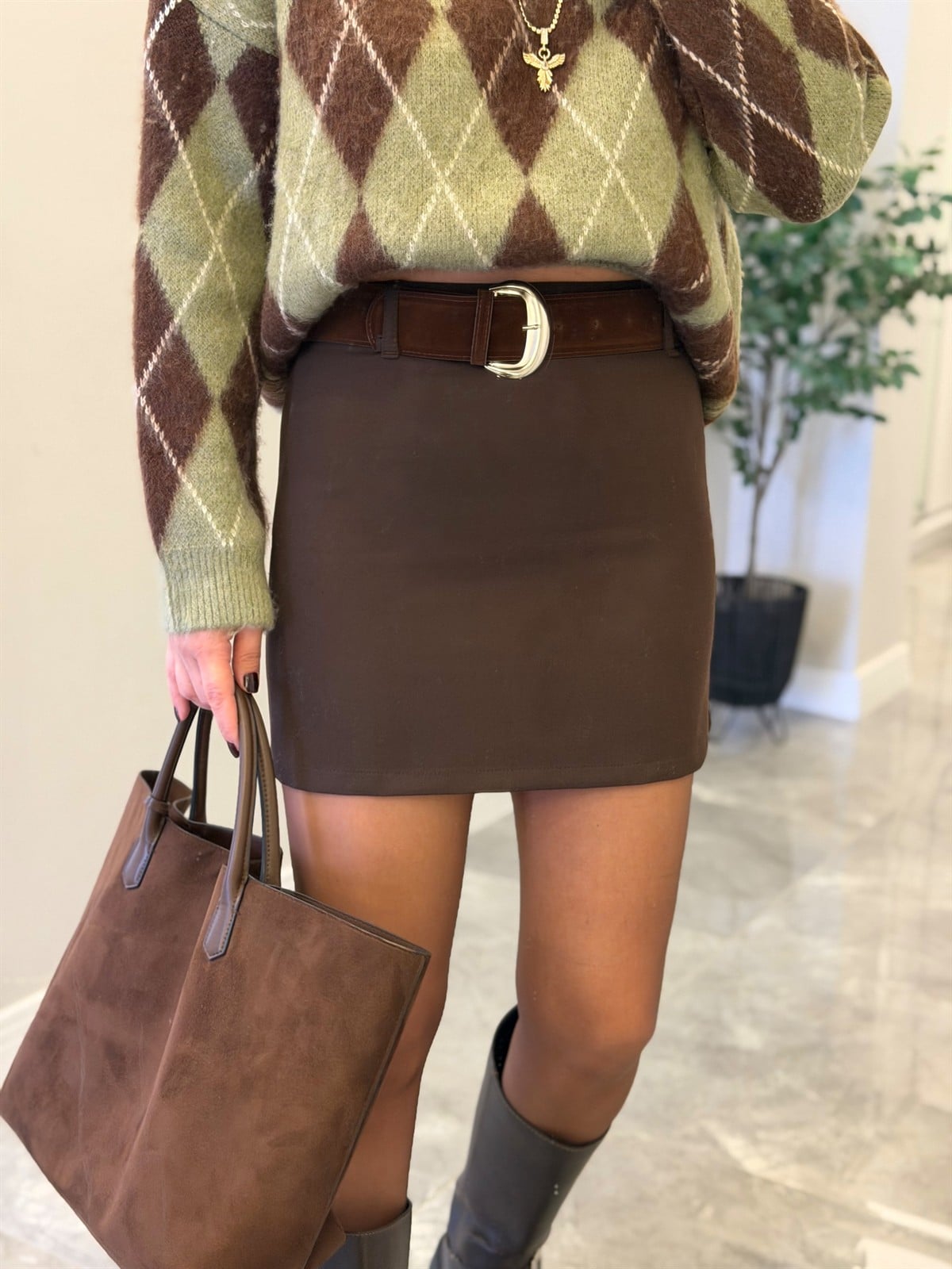 Süet Kemerli Mini Etek - Kahverengi