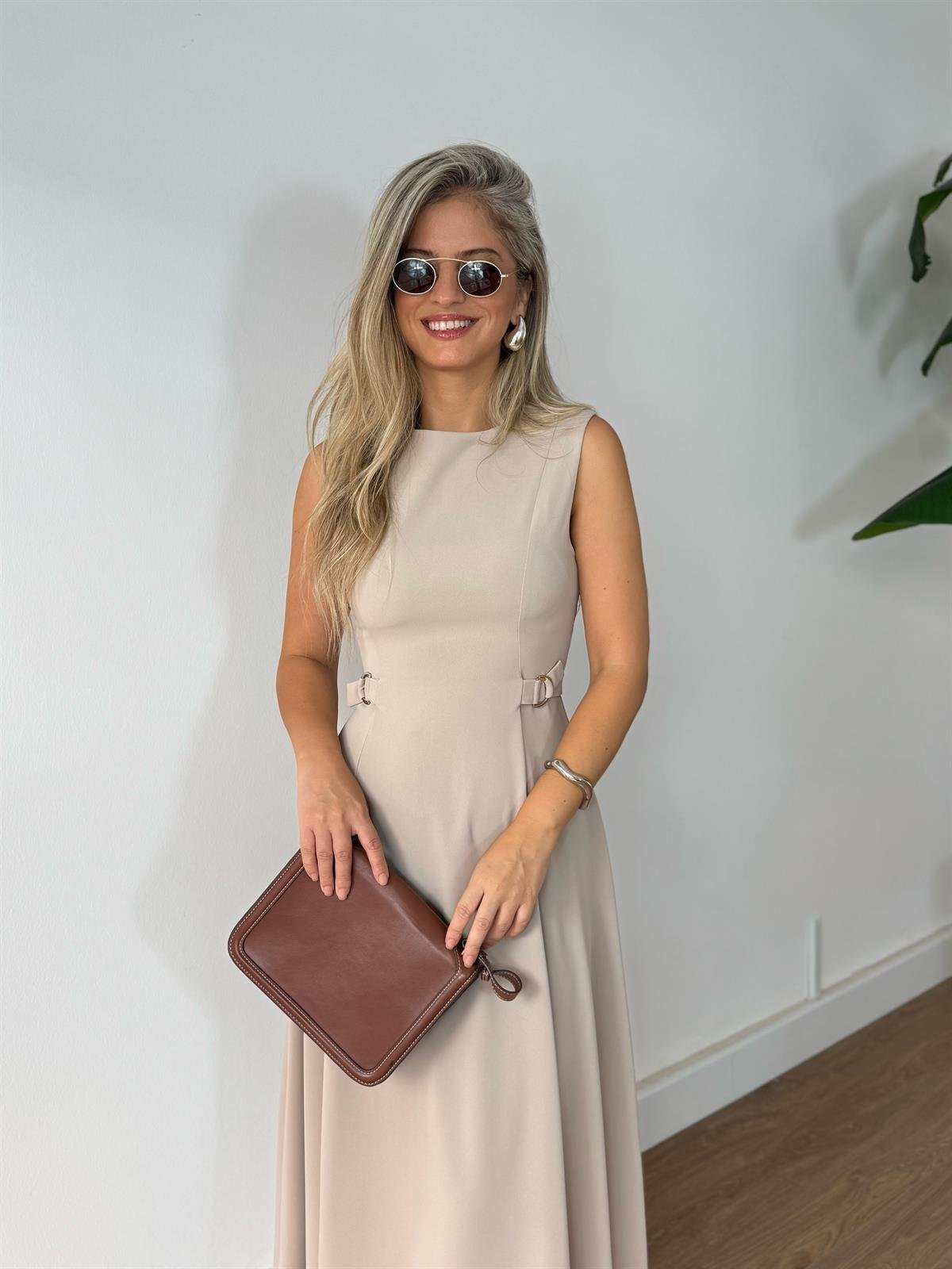 Süs Kemer Detaylı Midi Boy Elbise - Taş