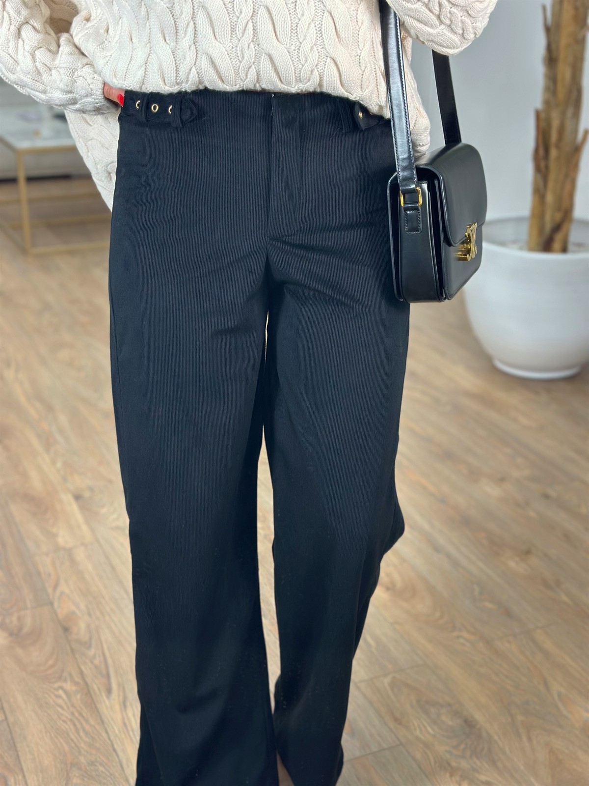 Süs Kemerli Kadife Pantolon - Siyah