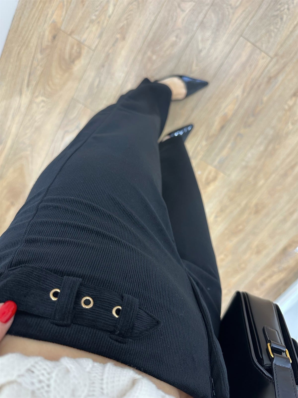 Süs Kemerli Kadife Pantolon - Siyah