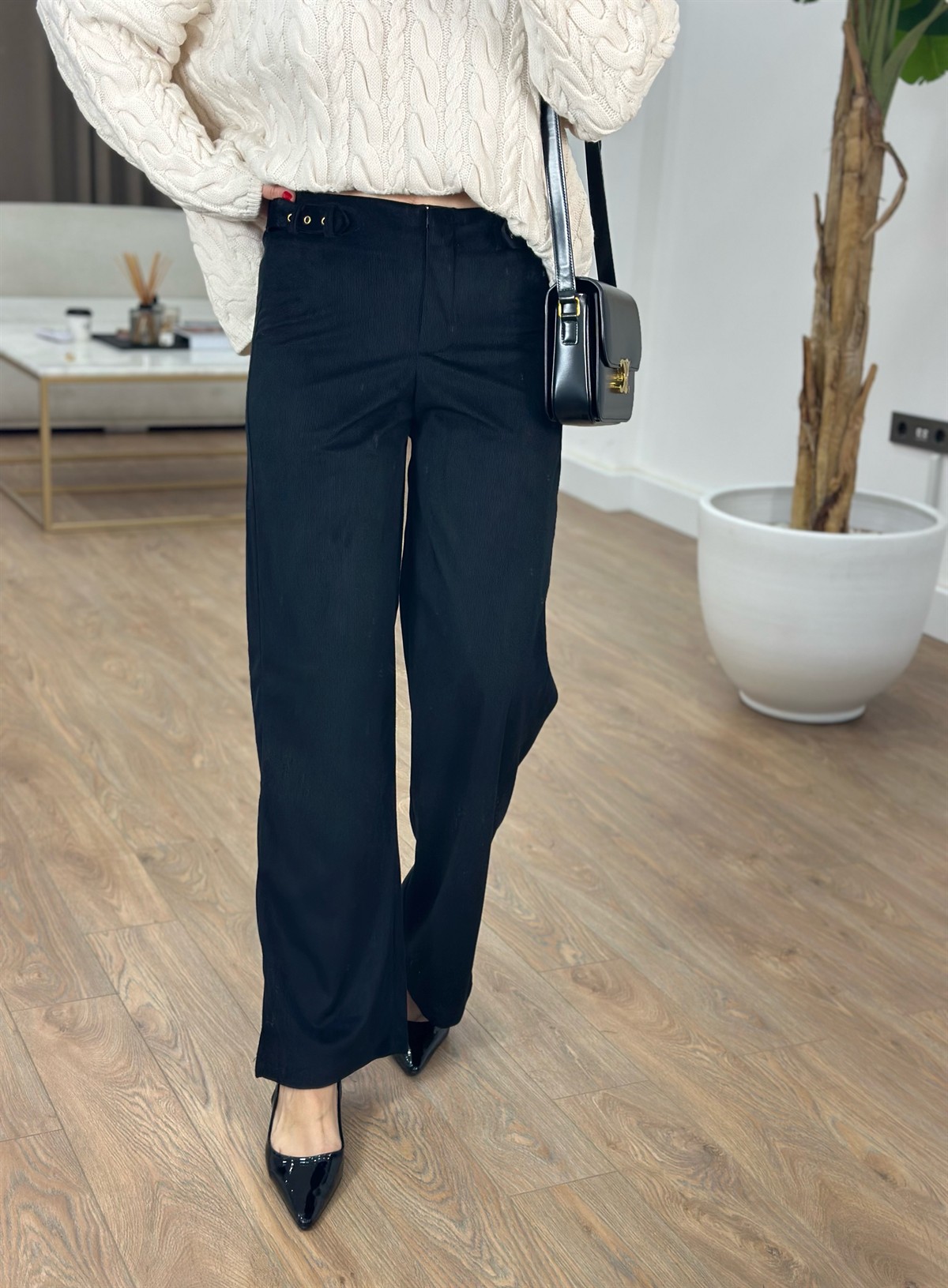 Süs Kemerli Kadife Pantolon - Siyah