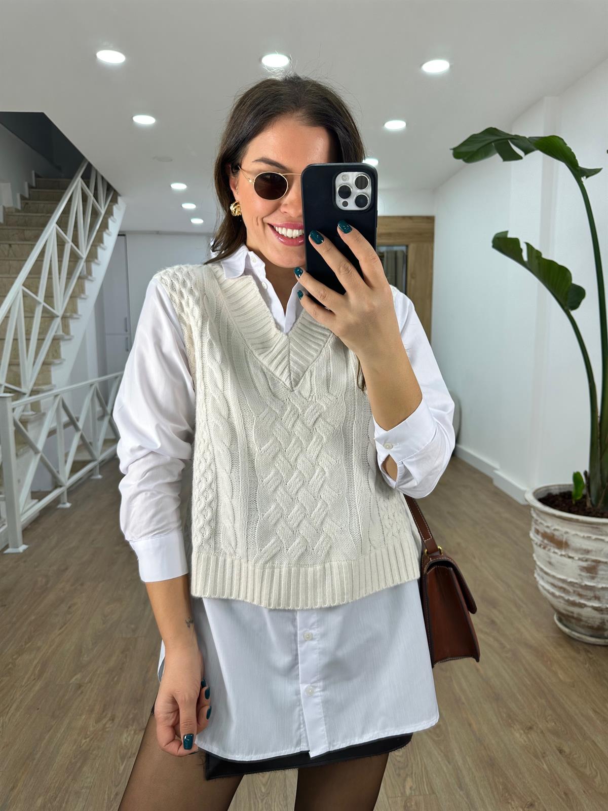 Süveter Detaylı Tasarım Gömlek