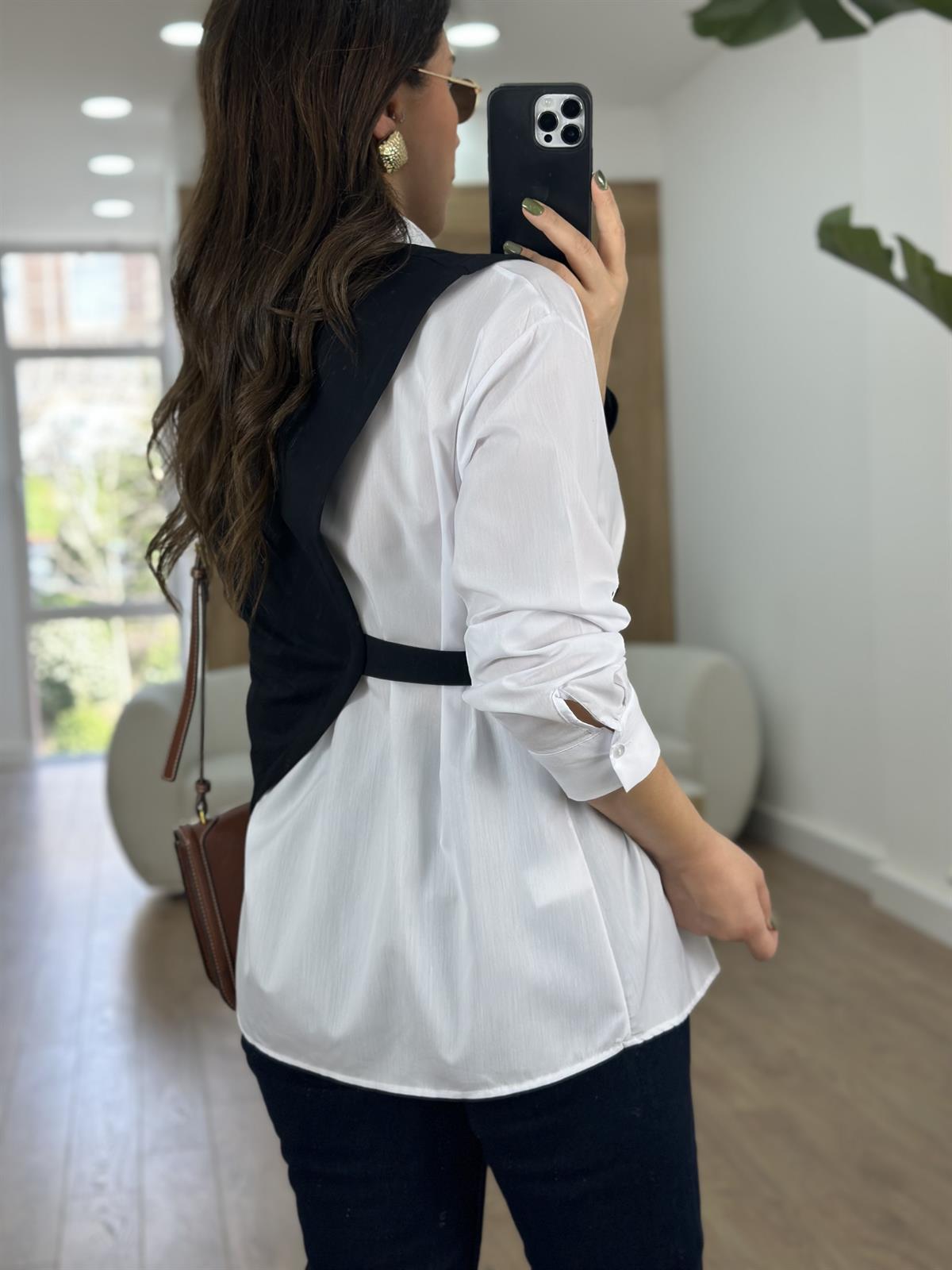 Sweat Detaylı Yandan Kemerli Poplin Gömlek