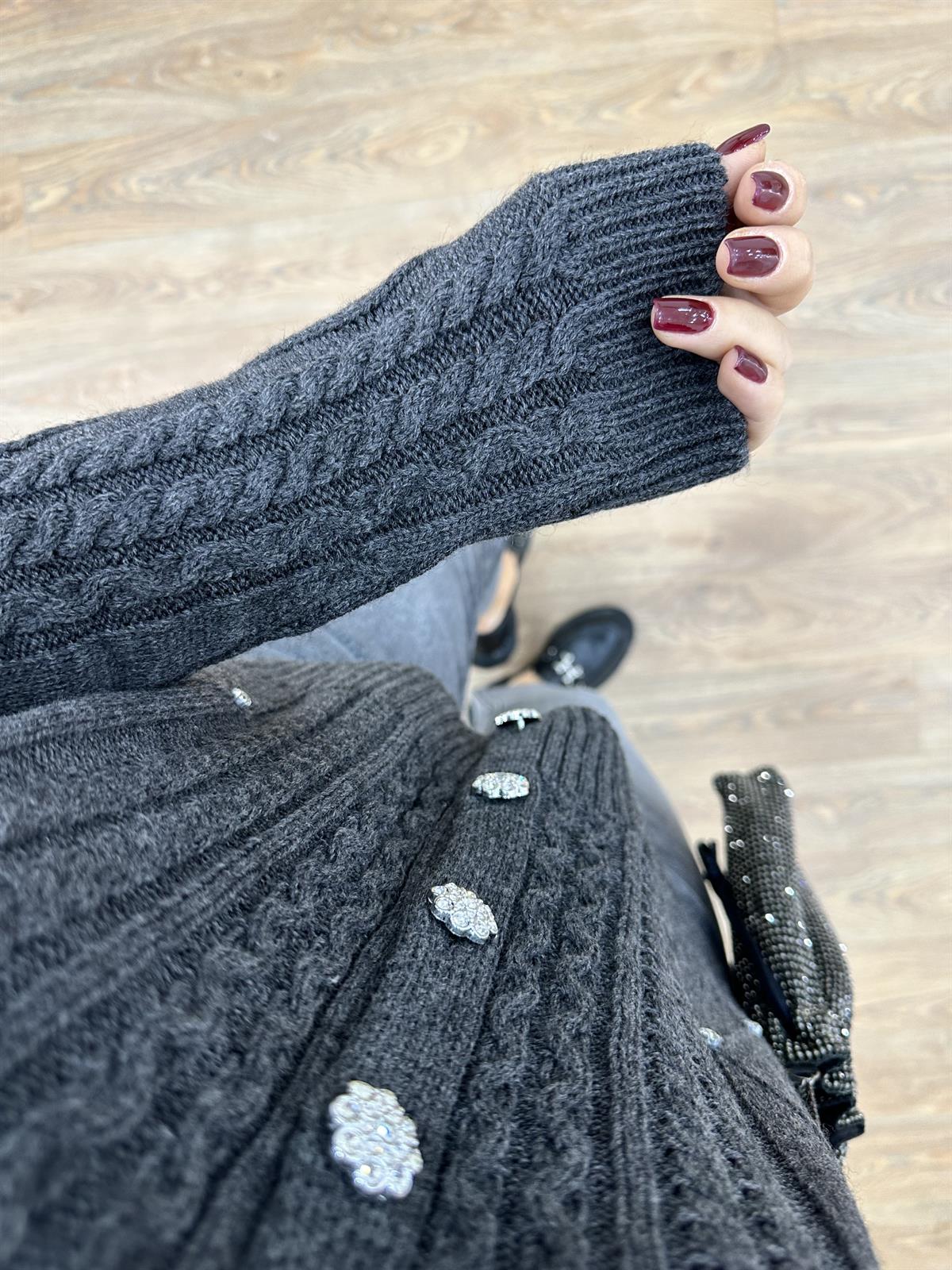 Taş Düğmeli Saç Örgü Hırka-Füme