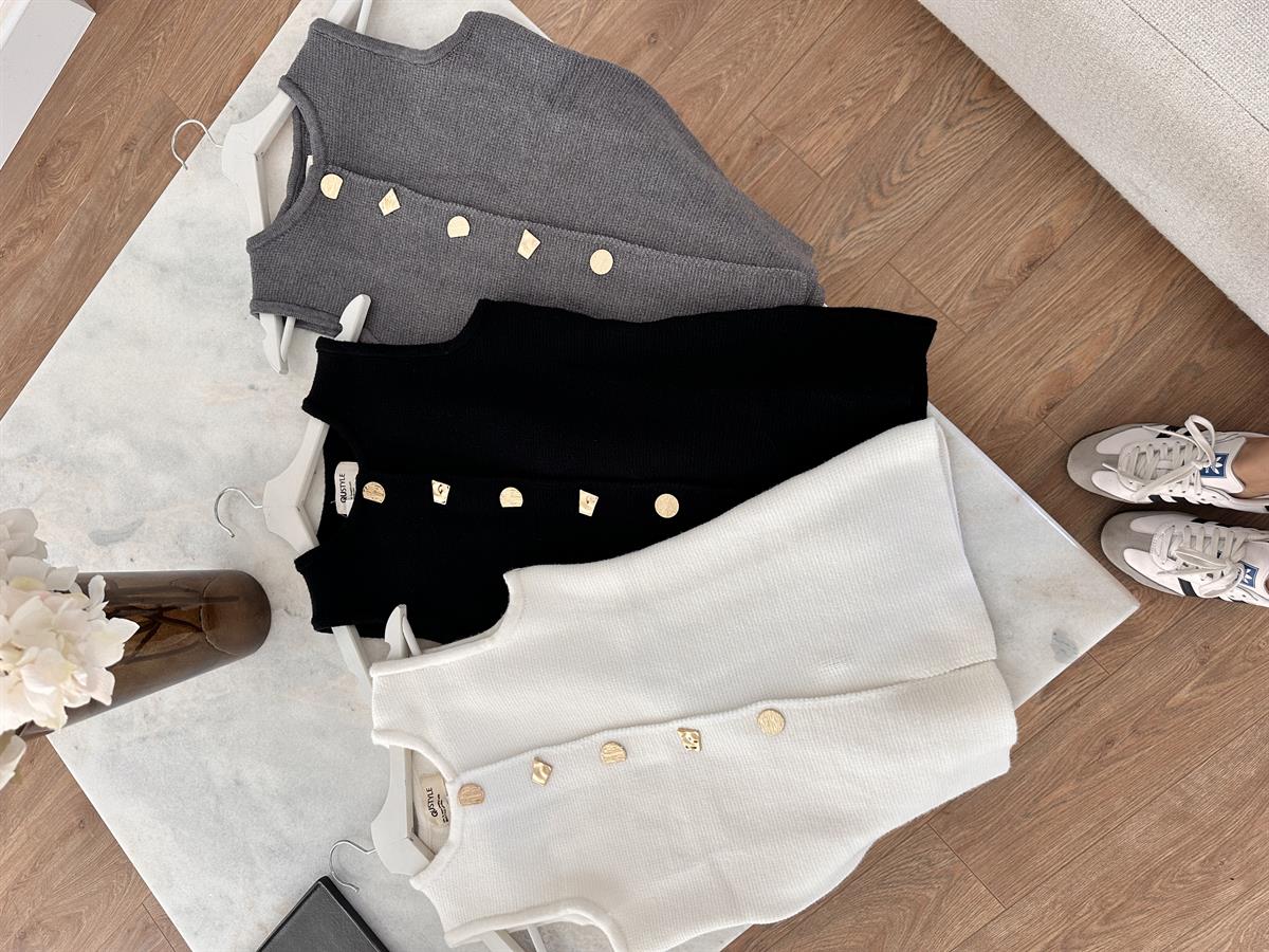 Tasarım Düğmeli Triko Yelek - Siyah