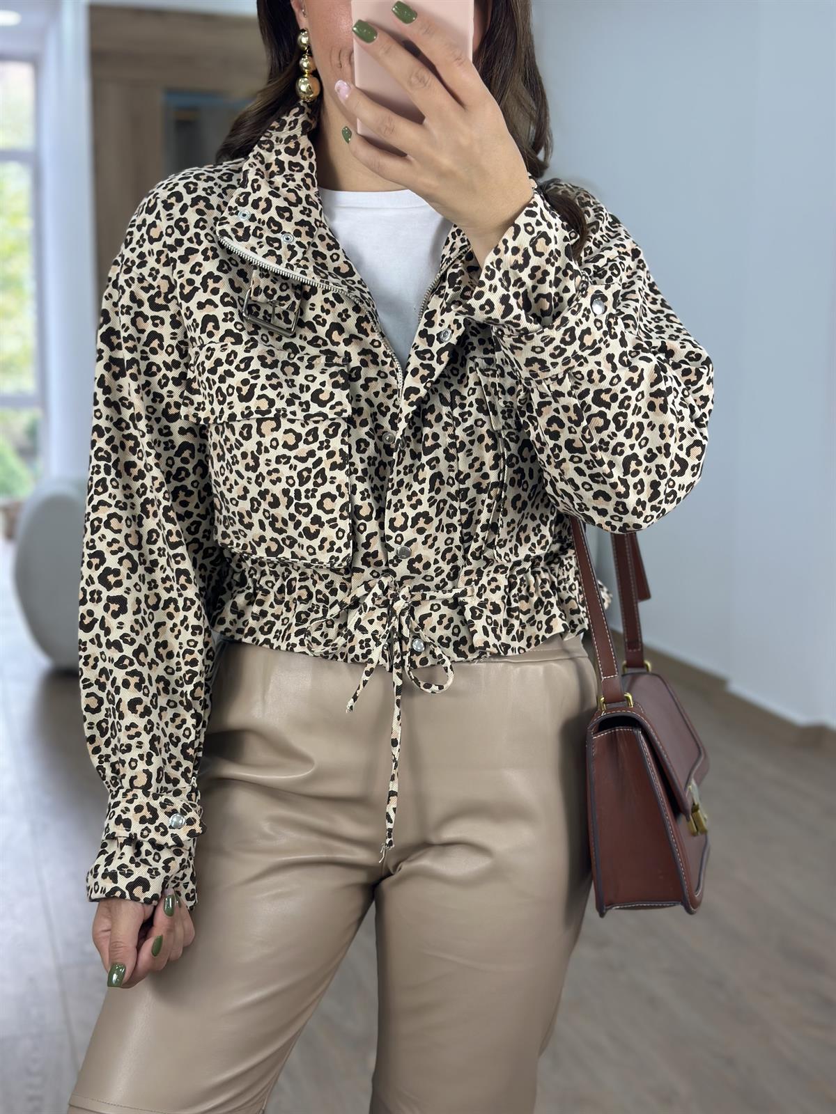 Tasarım Önden Fermuarlı Leopar Ceket