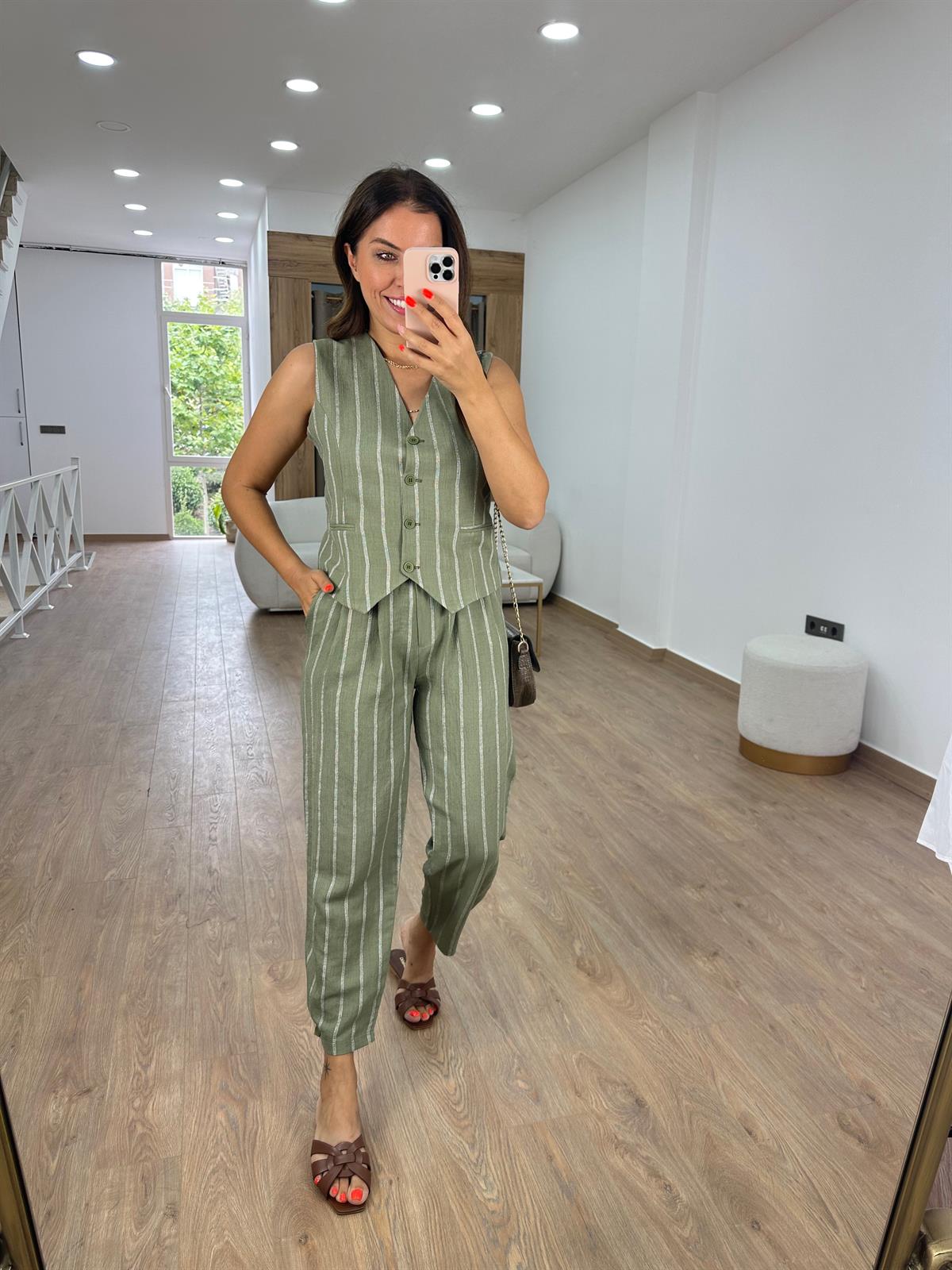 Tasarım Paça Yelekli Takım-Haki