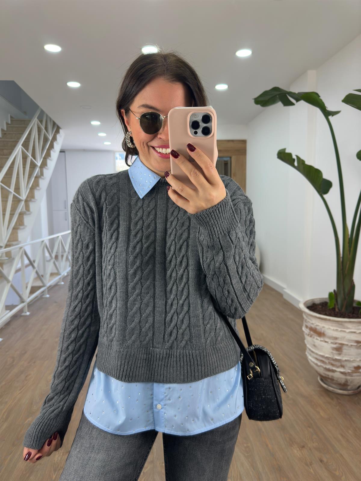 Taşlı Gömlek Garnili Triko Kazak