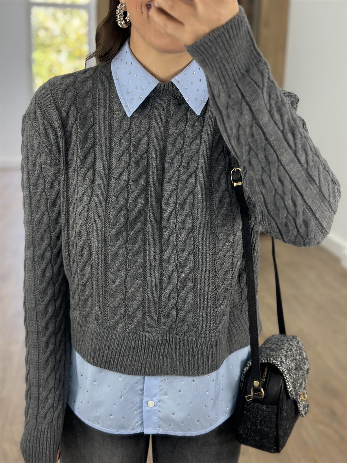 Taşlı Gömlek Garnili Triko Kazak