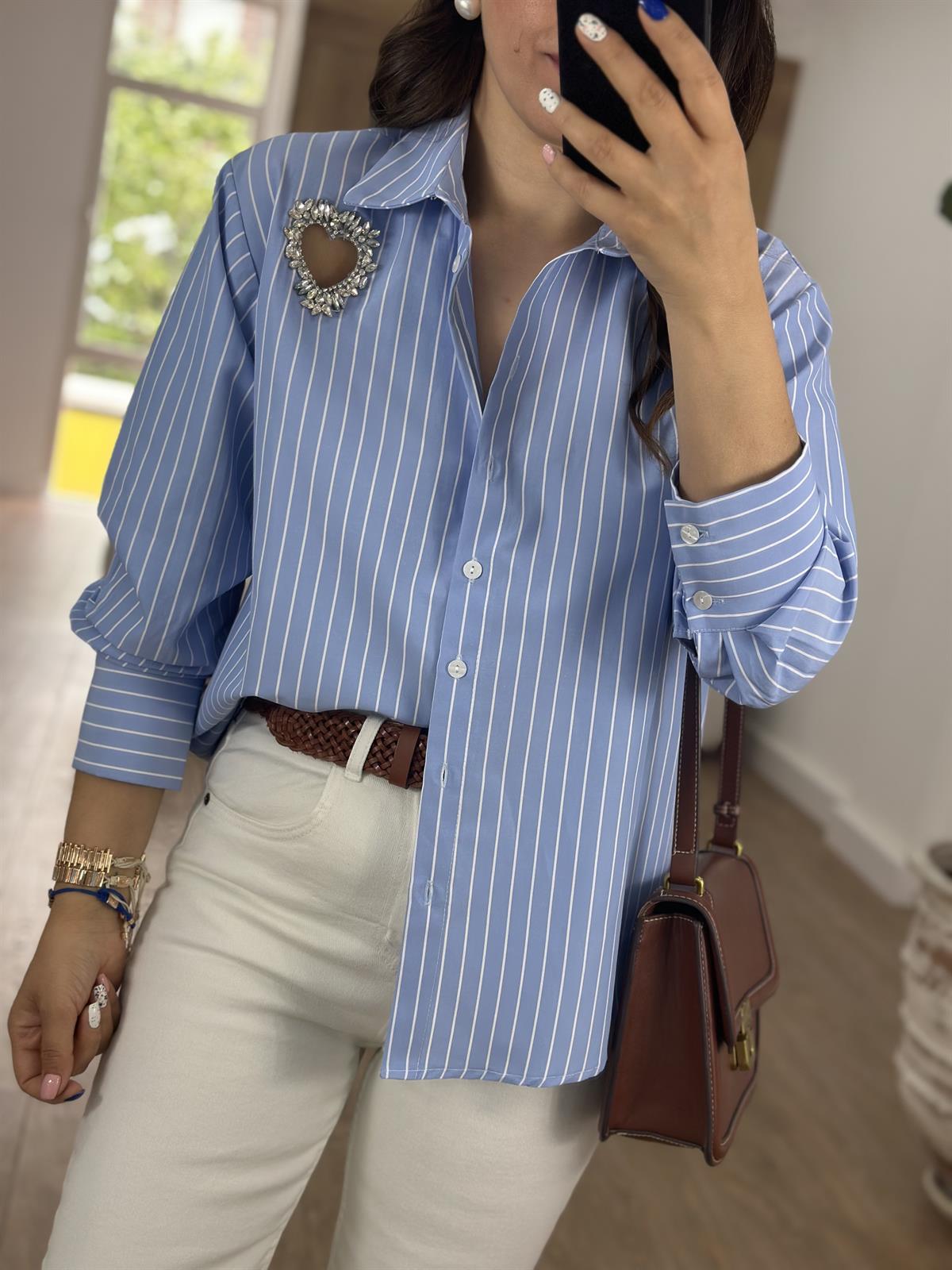 Taşlı Kalp Detaylı Çizgili Gömlek