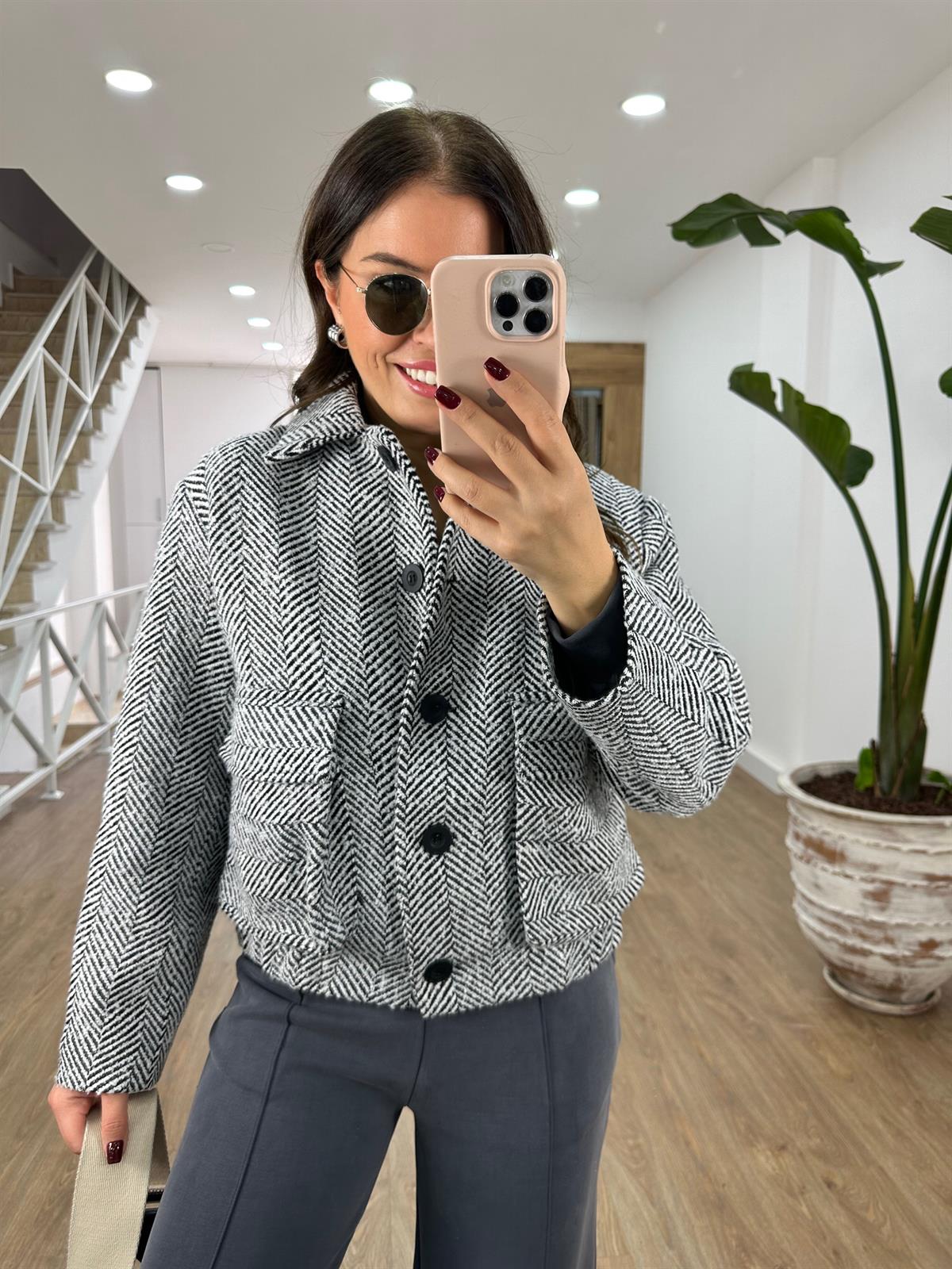 Torba Cepli Balık Sırtı Kaban-Beyaz