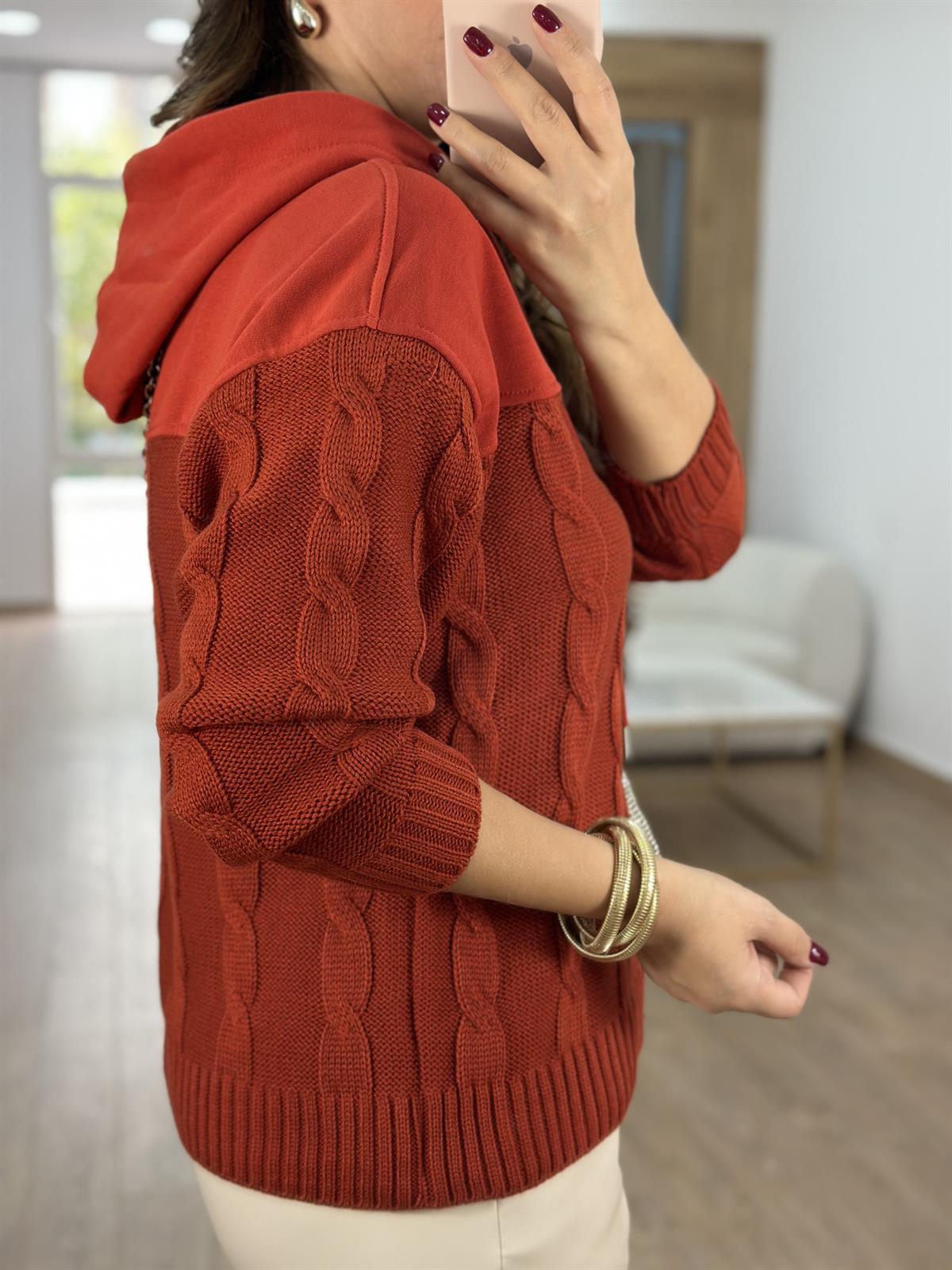 Triko Detaylı Kapüşonlu Sweatshirt-Nar Çiçeği