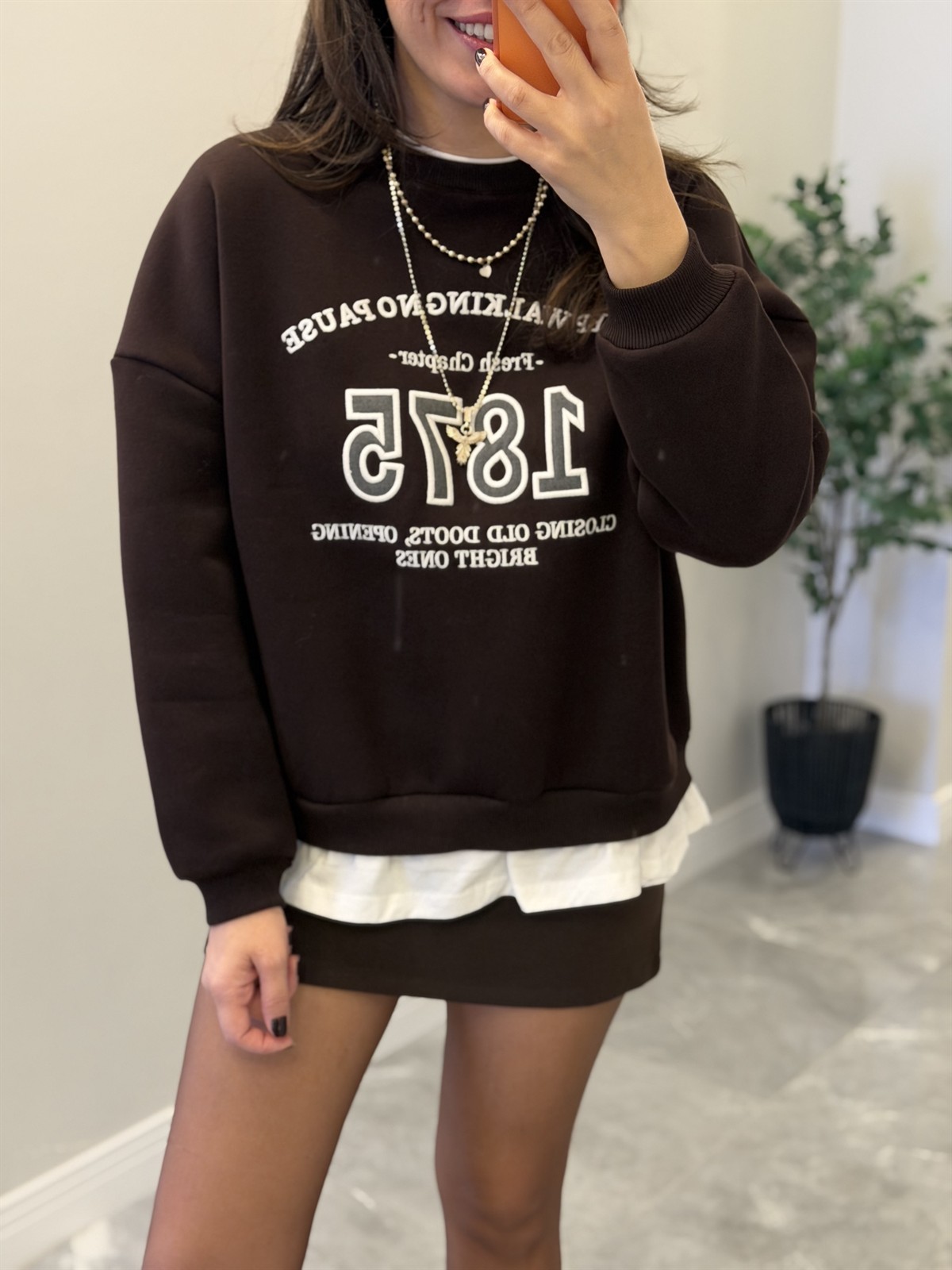 Tshirt Detaylı Nakışlı Sweatshirt 