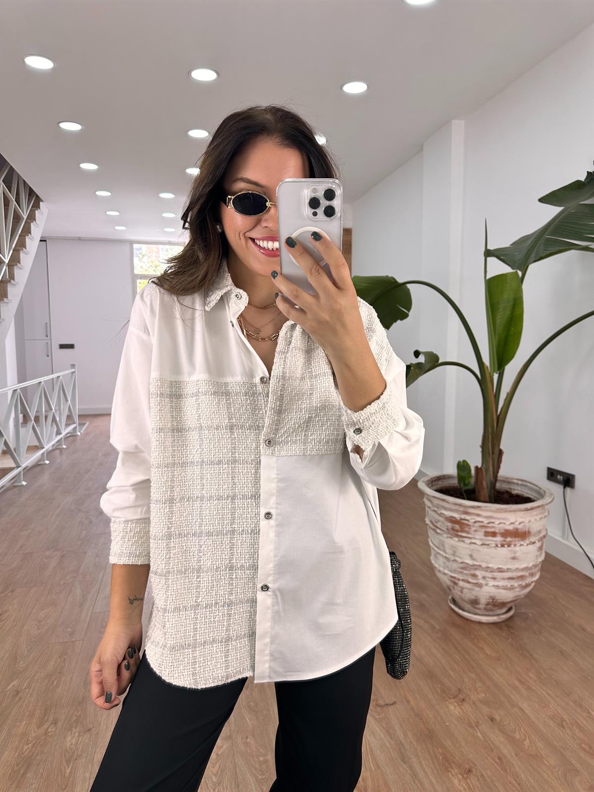 Tüvit Kumaş Detaylı Tasarım Gömlek - Ekru 