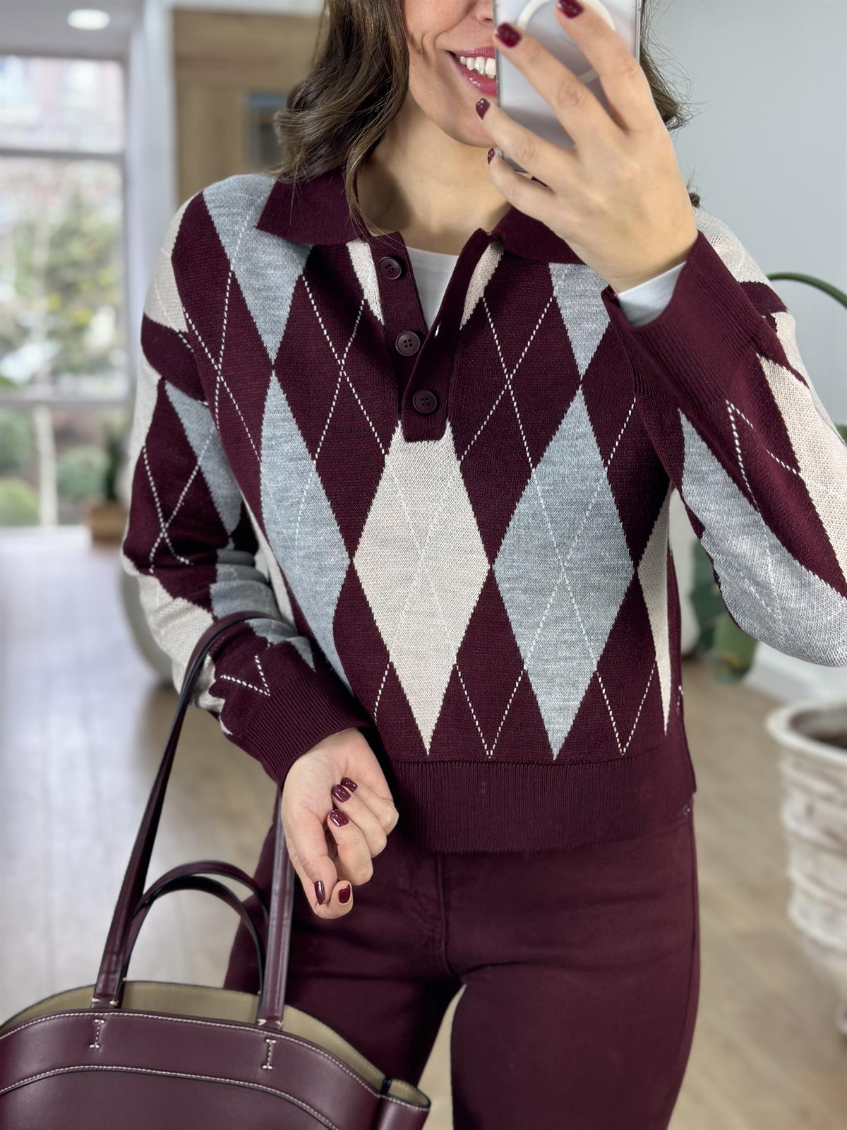 Üç Düğmeli Baklava Desen Kazak - Bordo