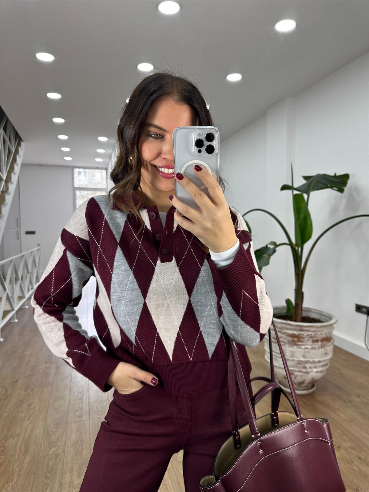 Üç Düğmeli Baklava Desen Kazak - Bordo