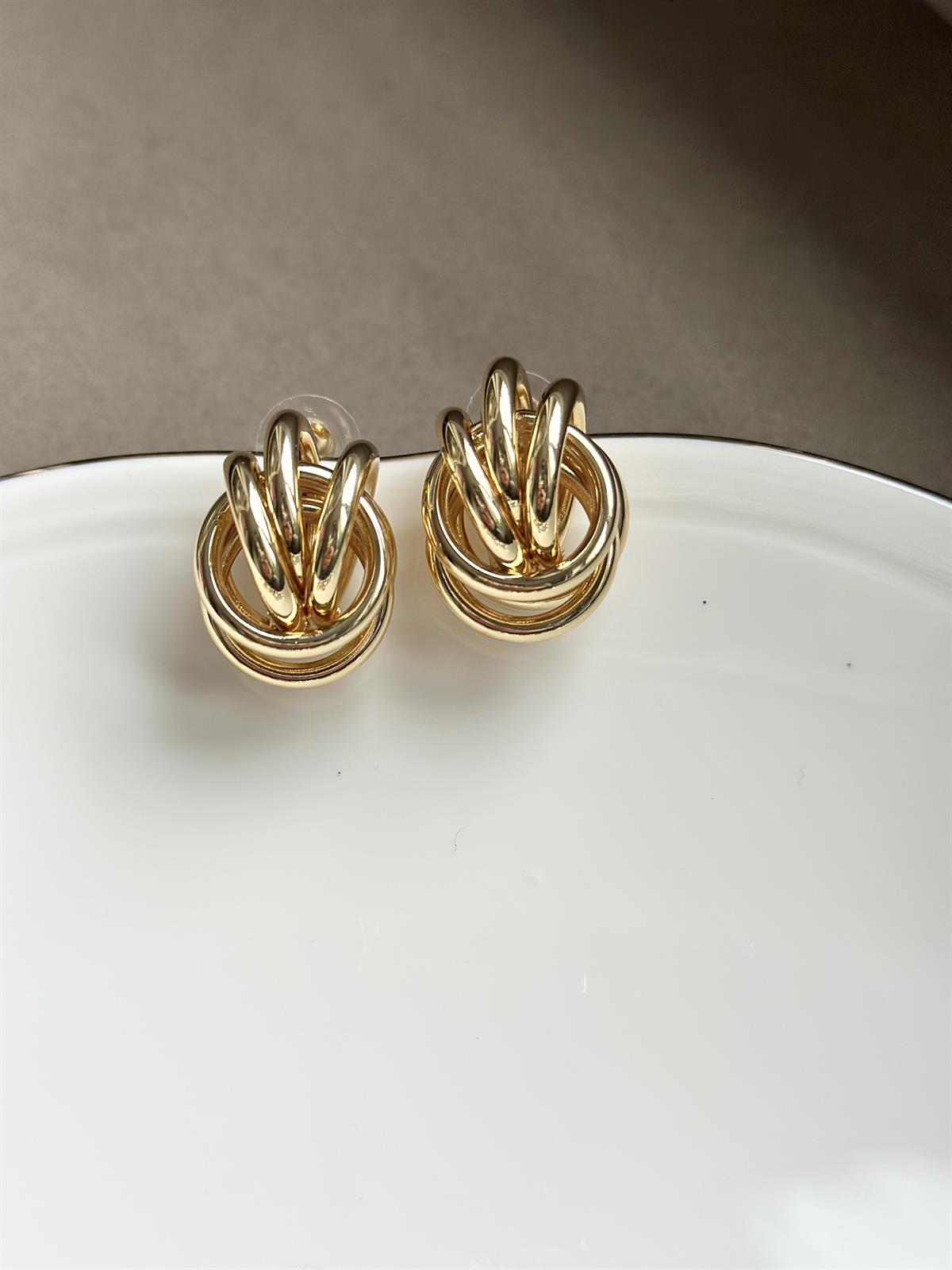 Üçlü Yuvarlak Geçme Gold Küpe