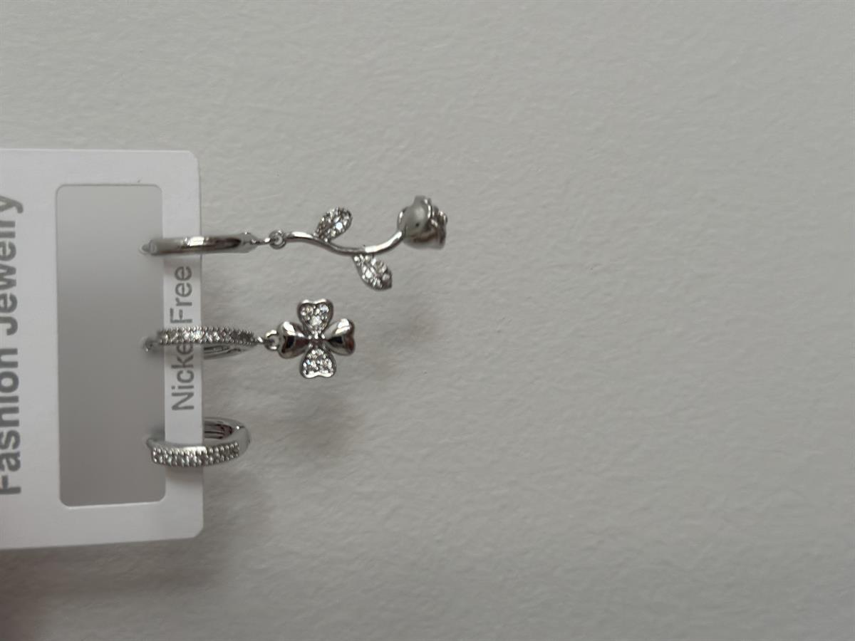 Üçlü Zirkon Gül Tasarım Küpe Silver