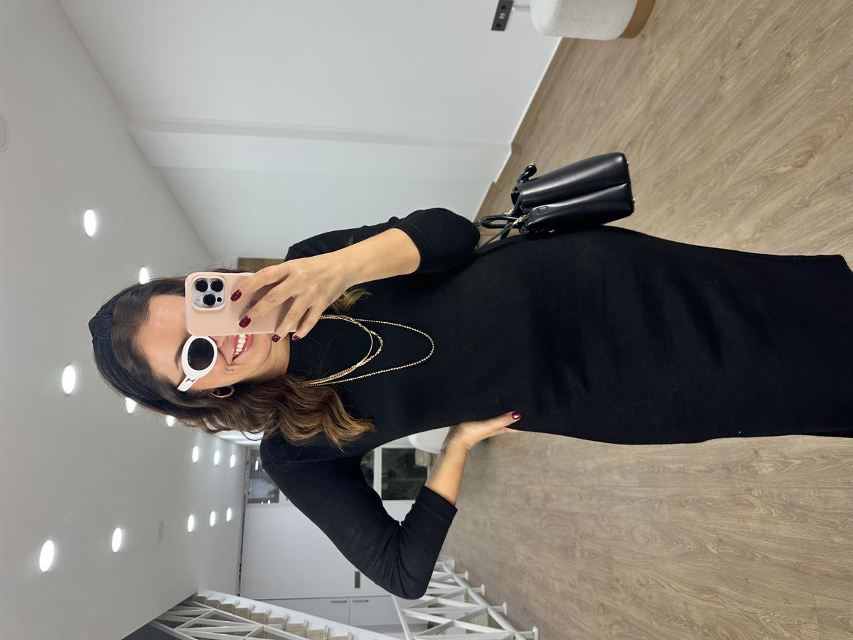 Uzun Kol Yumuşacık Triko Elbis-Siyah