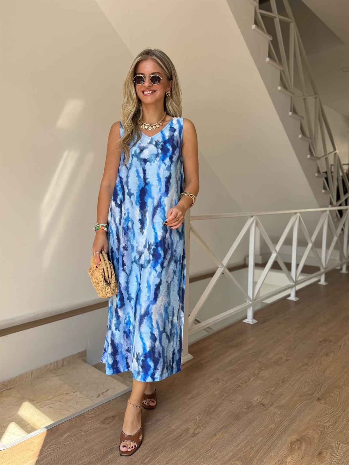 V Yaka Cepli Midi Elbise - Mavi