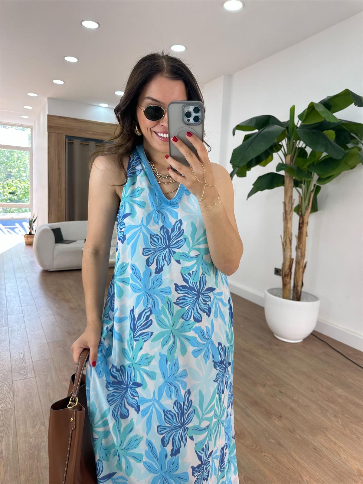 V Yaka Desenli Şifon Elbise - Mavi