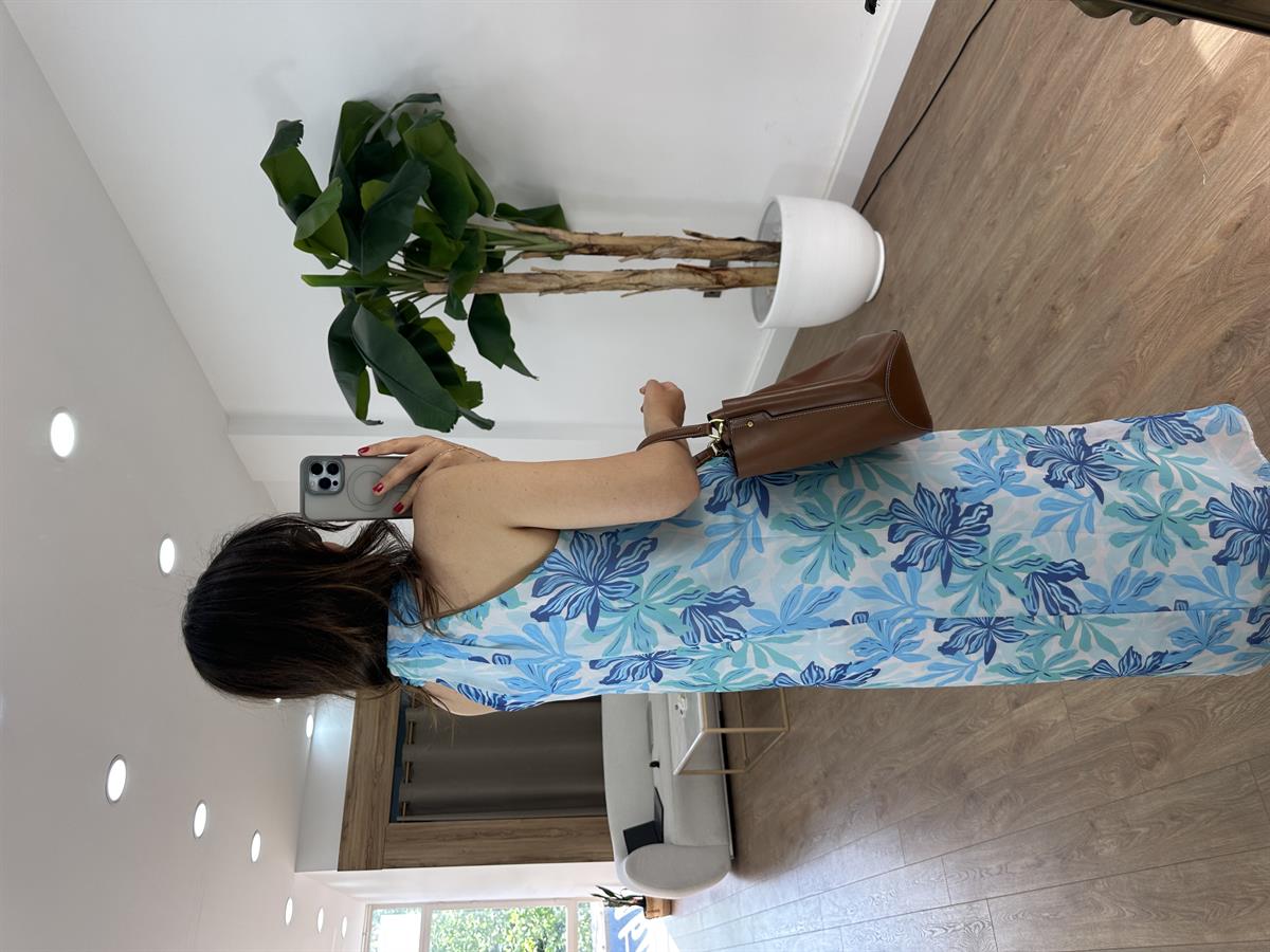 V Yaka Desenli Şifon Elbise - Mavi