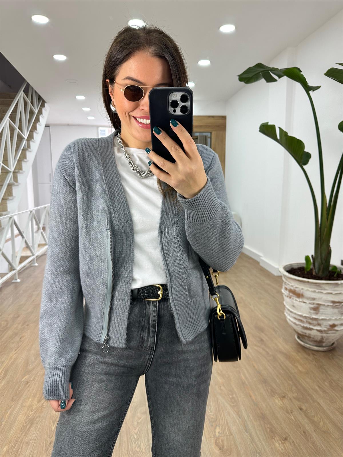 V Yaka Fermuarlı Hırka-Gri