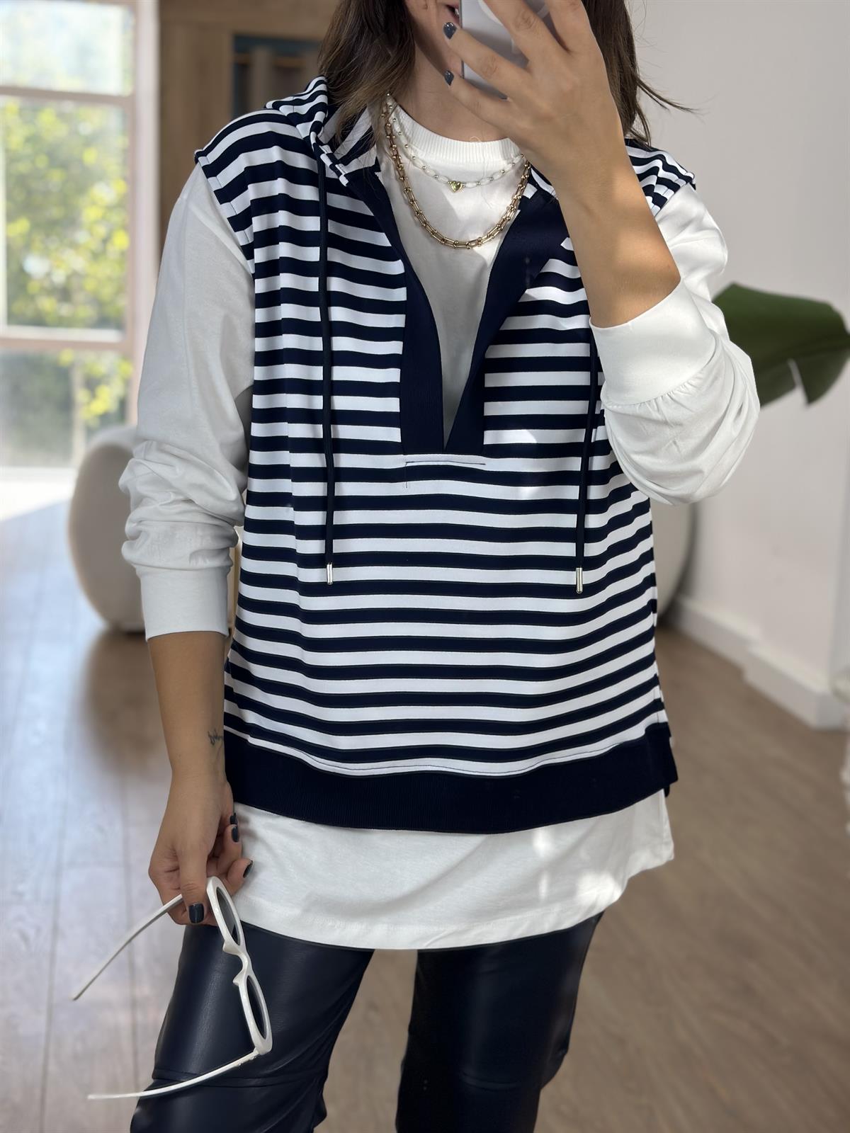 V Yaka Lacivert Çizgili 2li Takım 