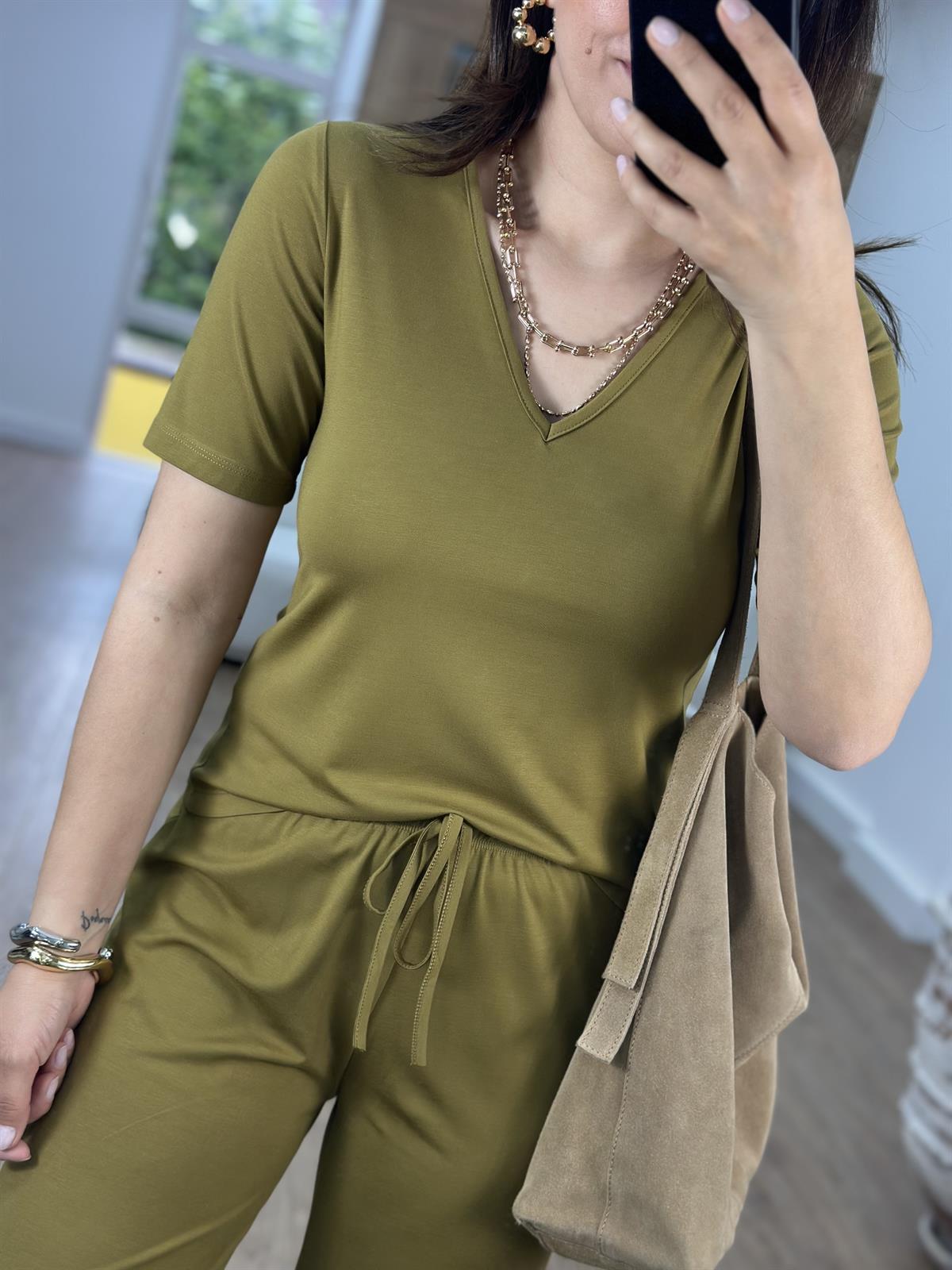 V Yaka Modal Takım-Olive