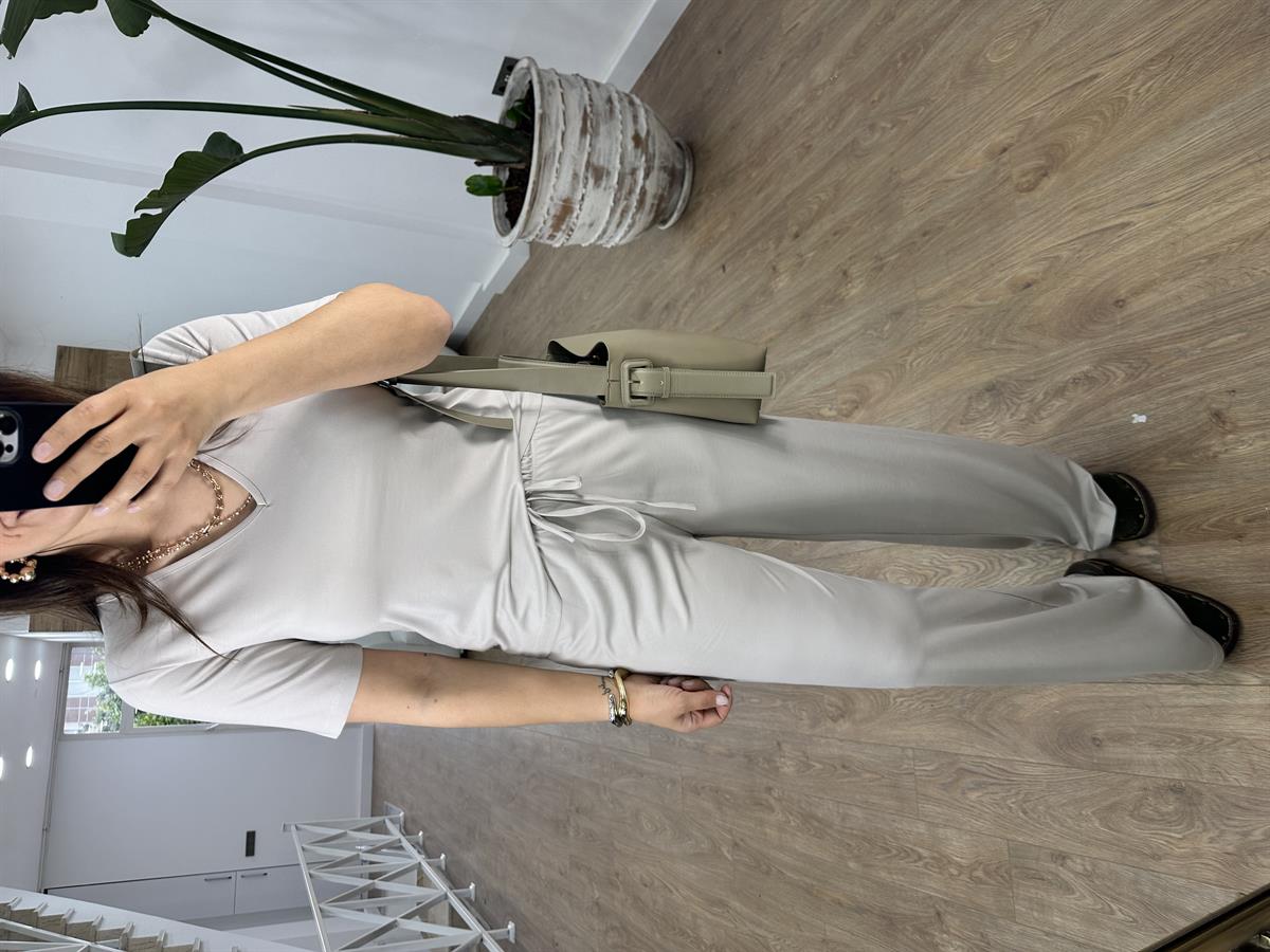 V Yaka Modal Takım-Vizon