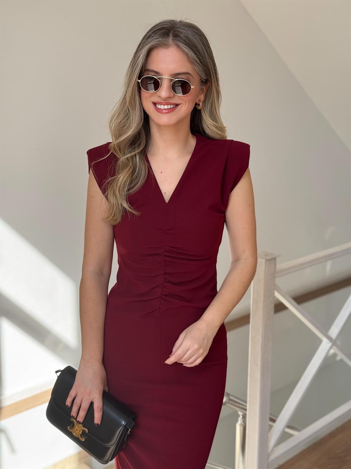 V Yaka Önü Büzgülü Likralı Krep Elbise - Bordo