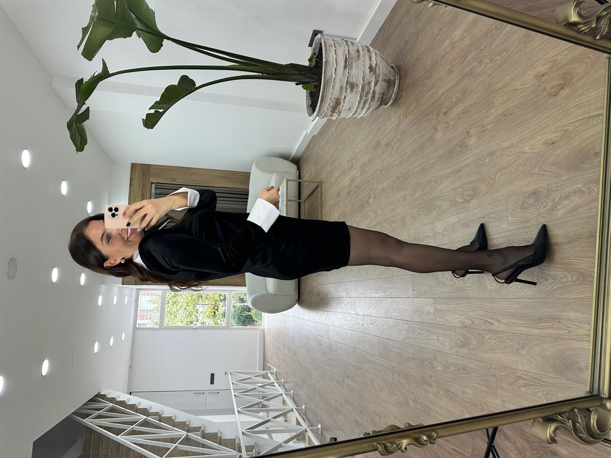 Vatkalı Gömlek Yaka Tasarım Kadife Elbise