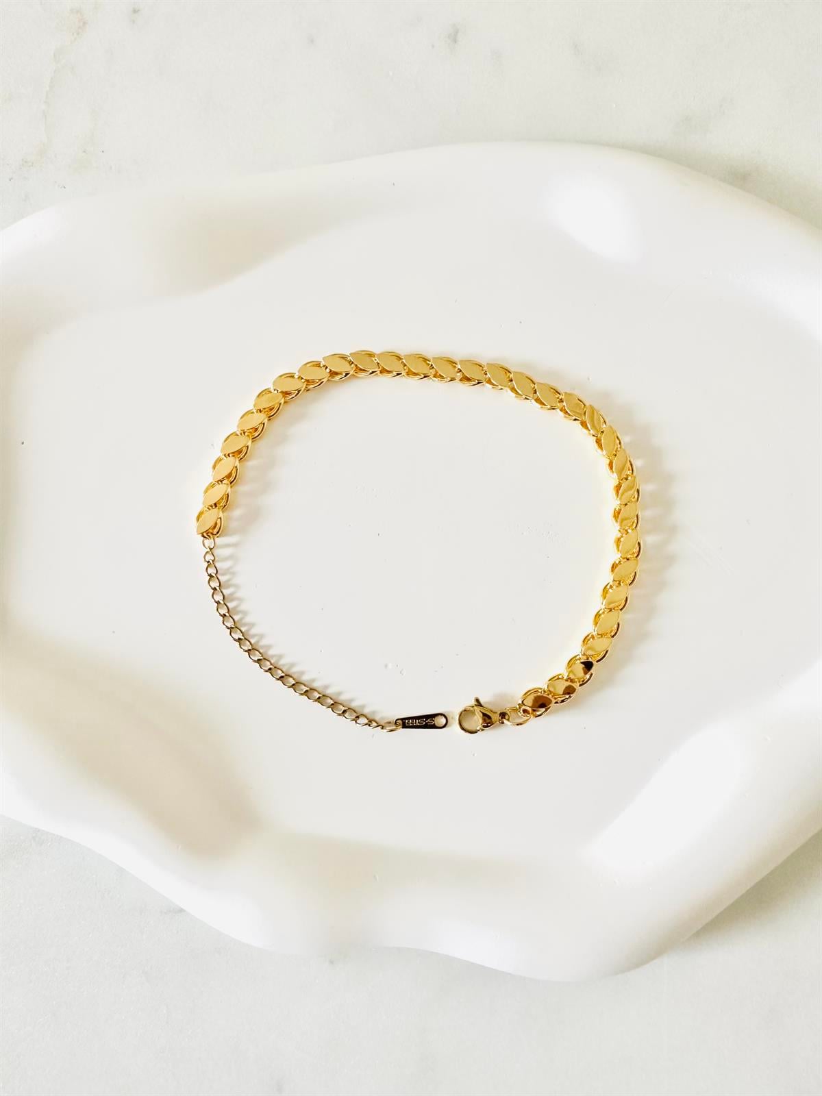 Vip Seri Arpa Gold Bileklik