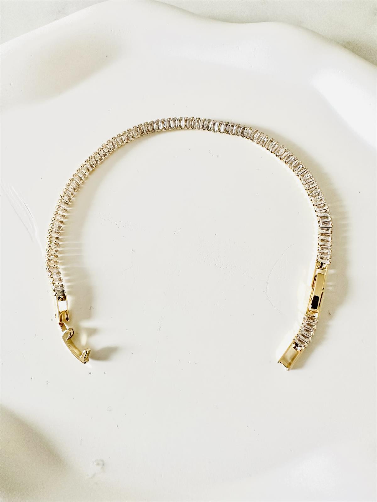 Vip Seri Taşlı Gold Bileklik