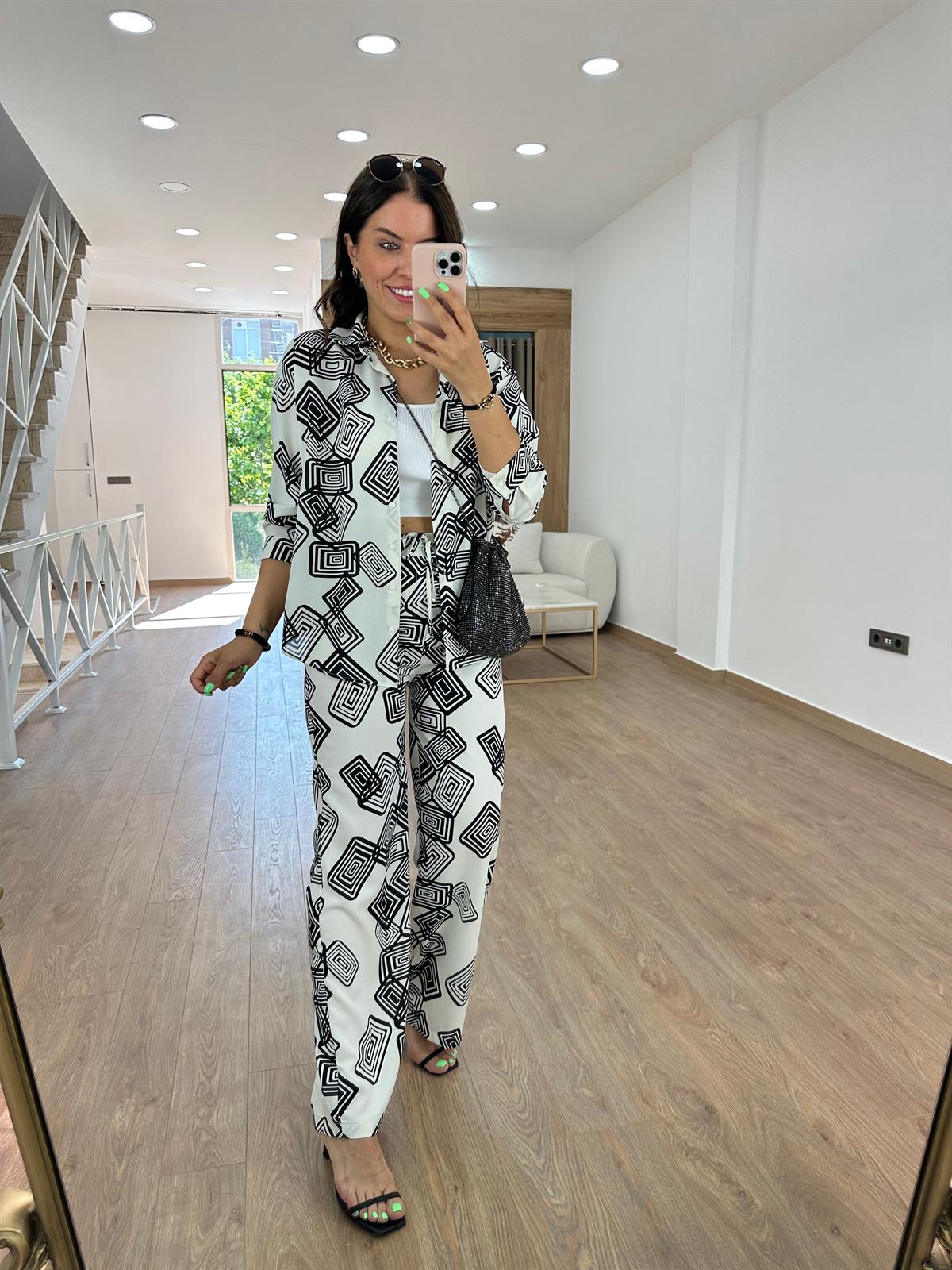 Gömlekli Viskon Takım