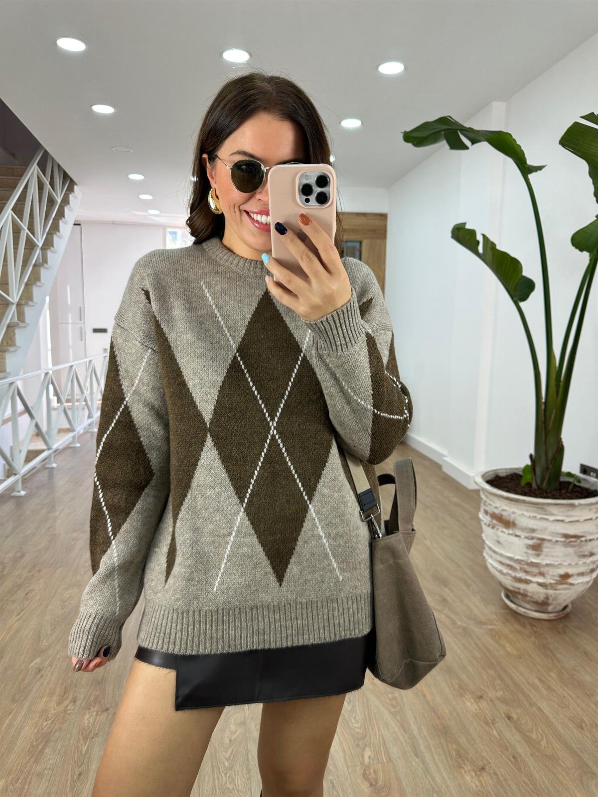 Vizon Taba Baklava Desenli Kazak