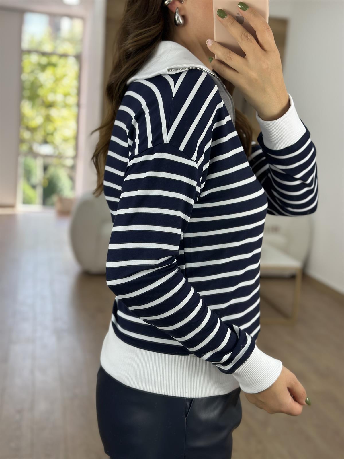 Yakası Fermuarlı Çizgili Sweatshirt