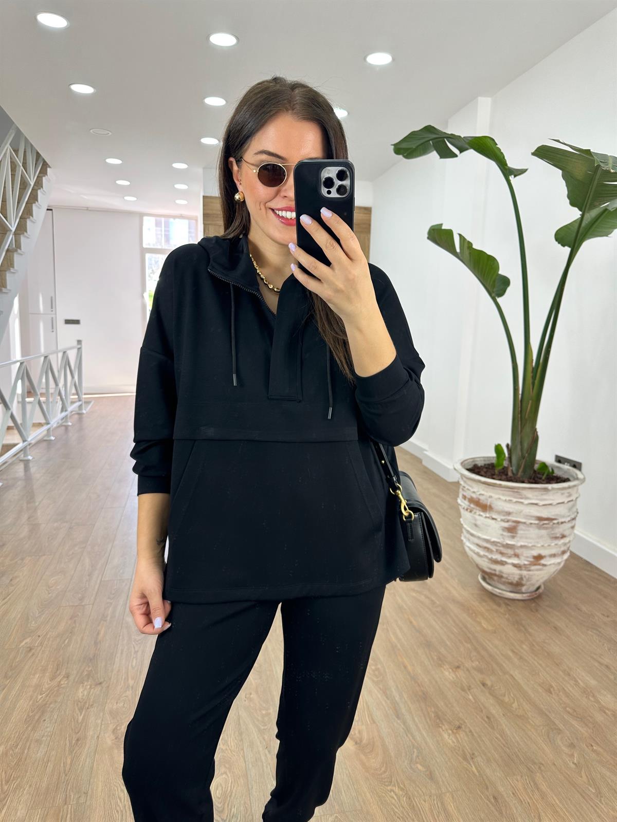 Yakası Fermuarlı Kapüşonlu Modal Takım-Siyah