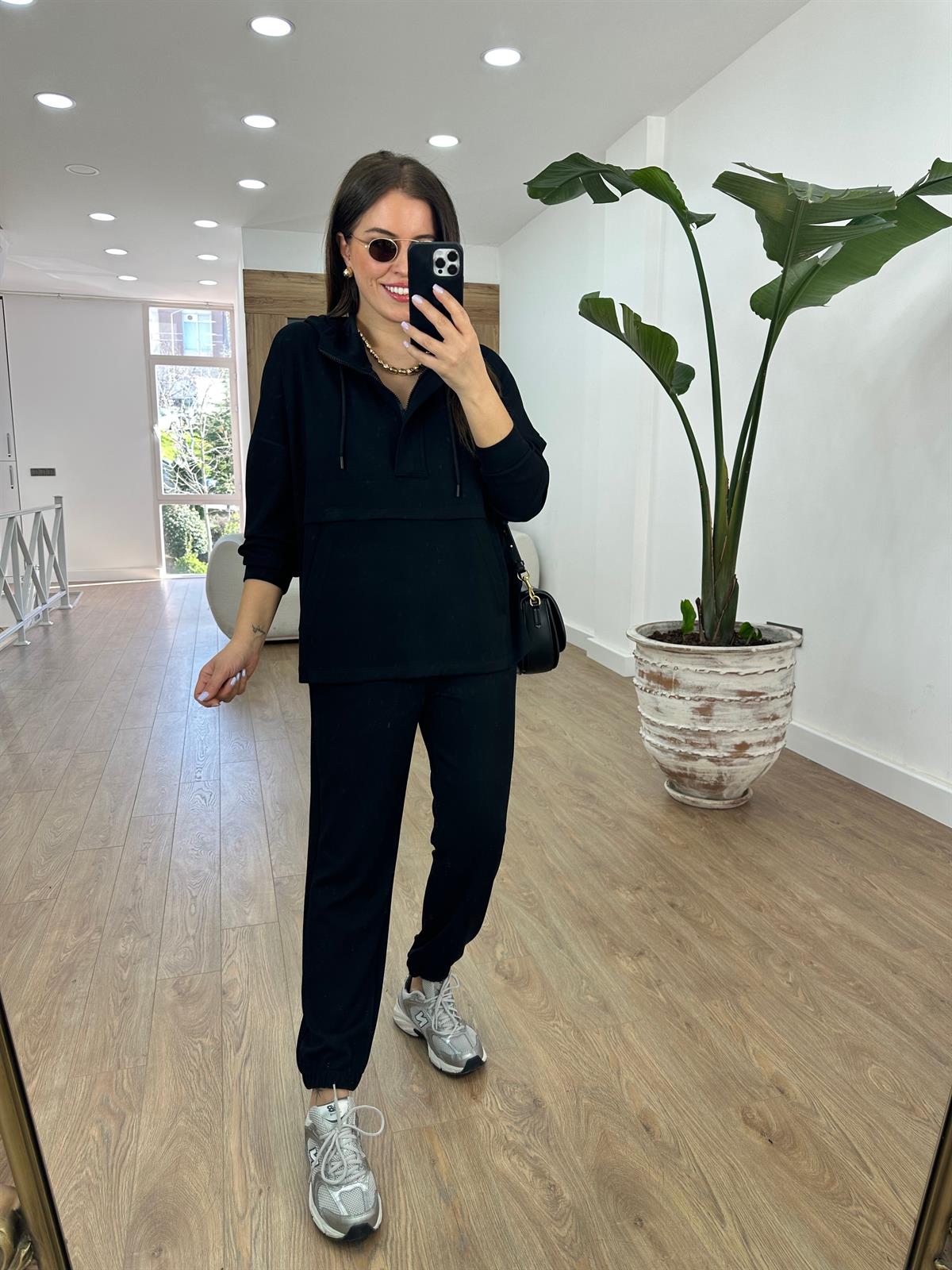 Yakası Fermuarlı Kapüşonlu Modal Takım-Siyah