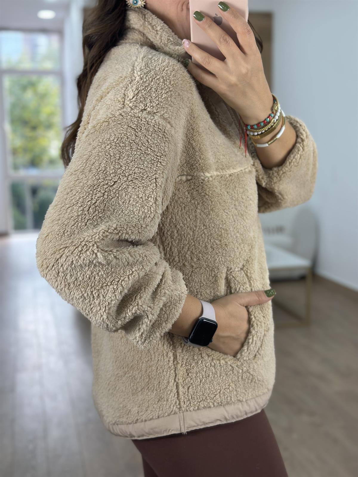 Yakası Fermuarlı Peluş Sweatshirt-Camel
