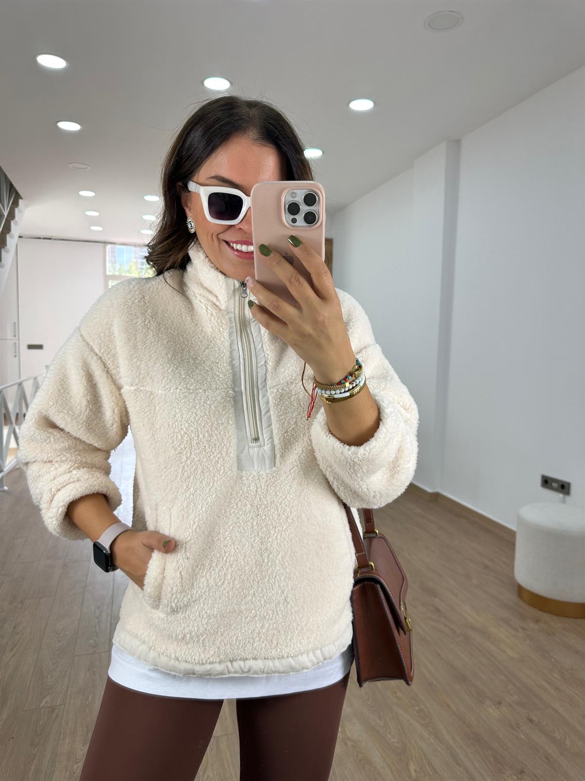 Yakası Fermuarlı Peluş Sweatshirt-Taş