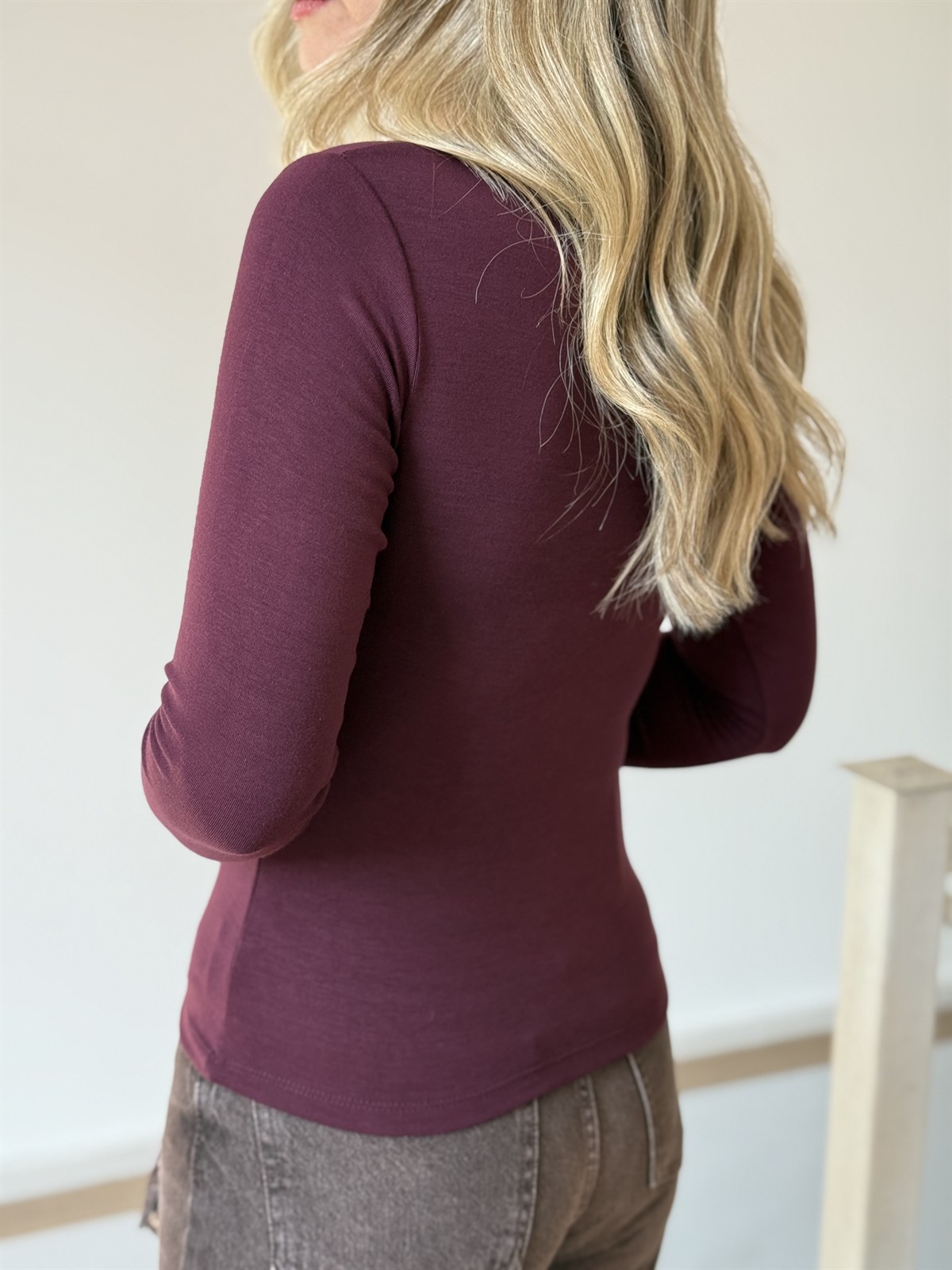 Yakası Gold Düğmeli Bluz - Bordo