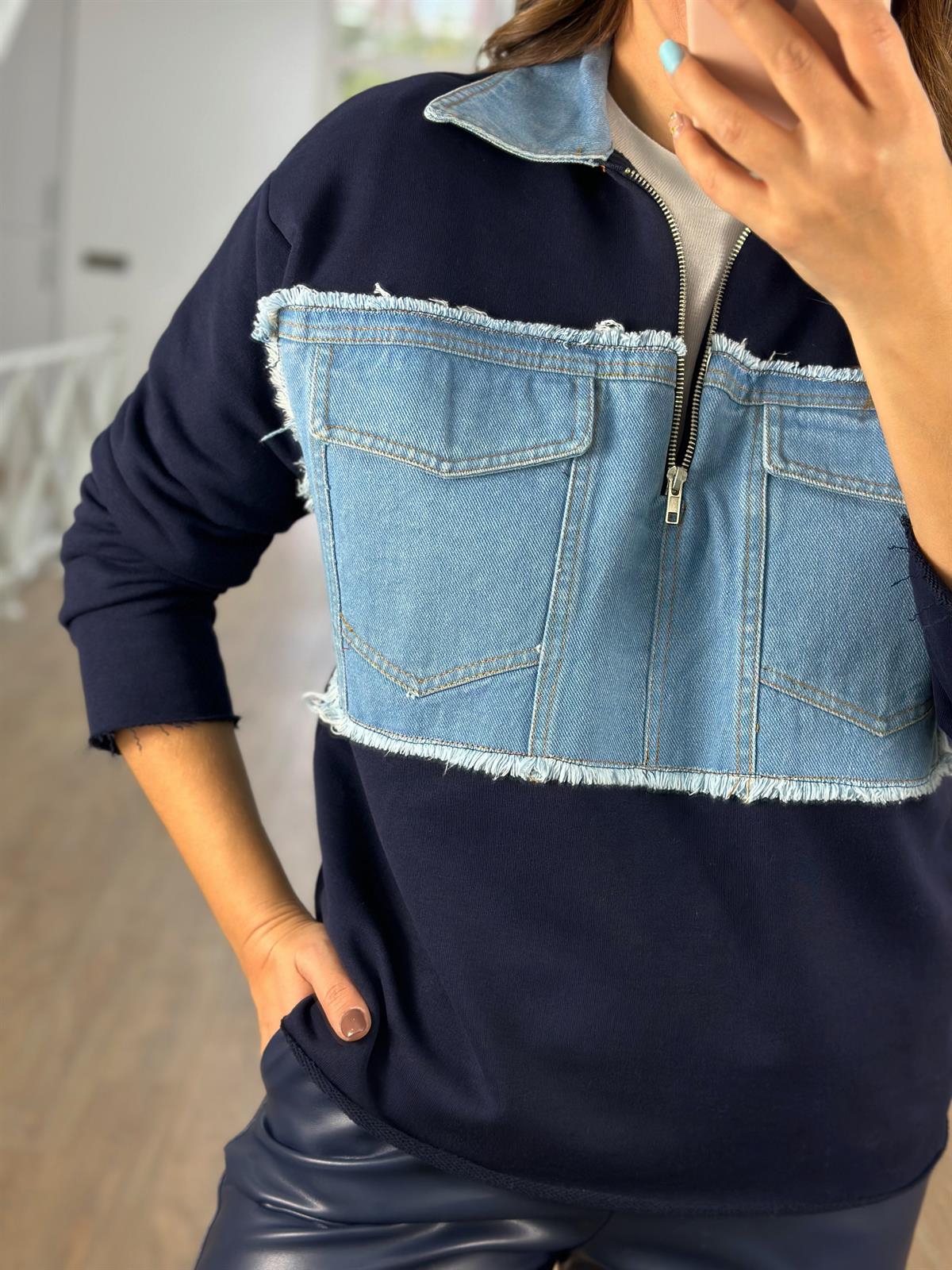 Yakası Kot Garnili Sweatshirt