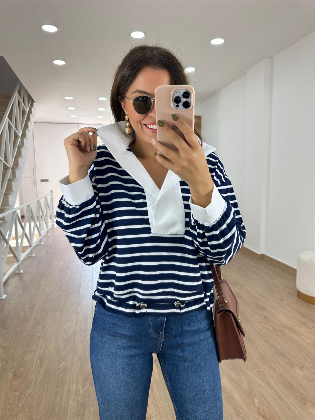 Yakası Poplin Detaylı Çizgili Sweat