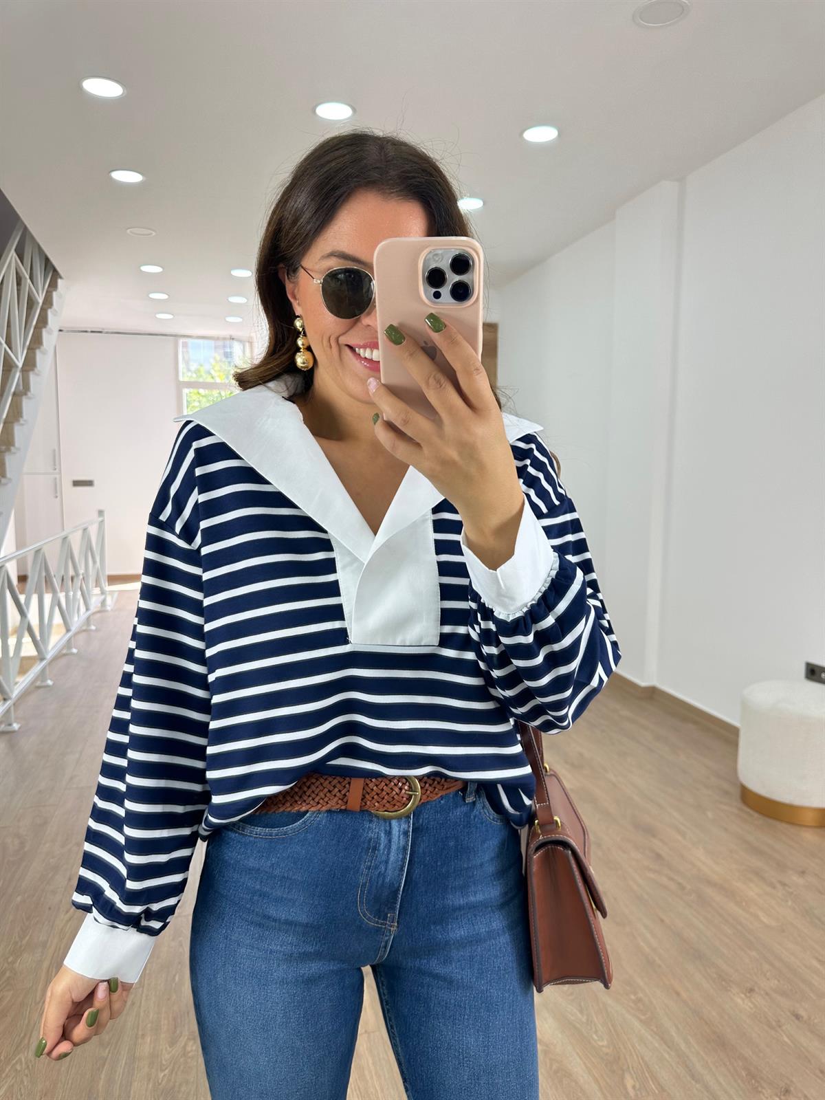 Yakası Poplin Detaylı Çizgili Sweat